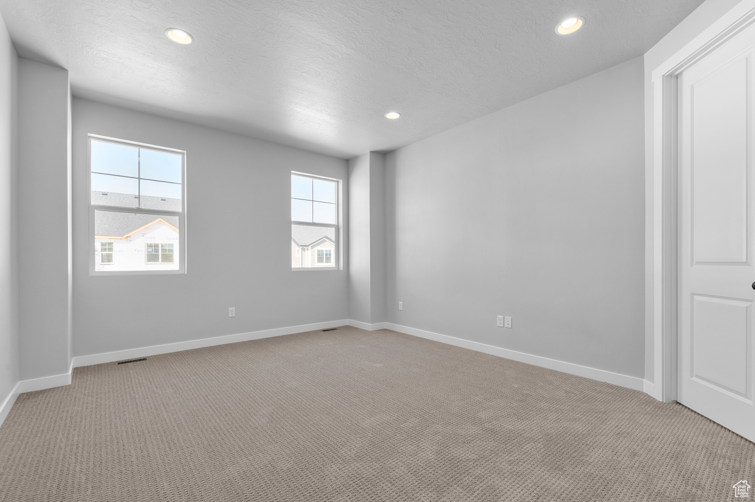 HOLBROOK FARMS 323 - Residential