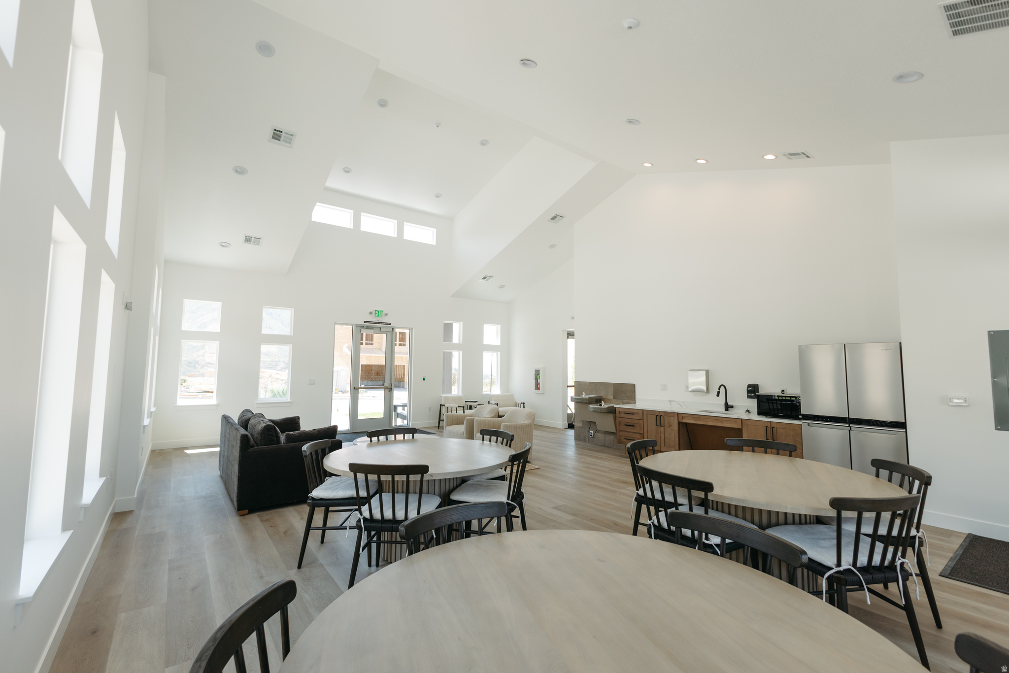 HARMONY RIDGE - Residential Lease