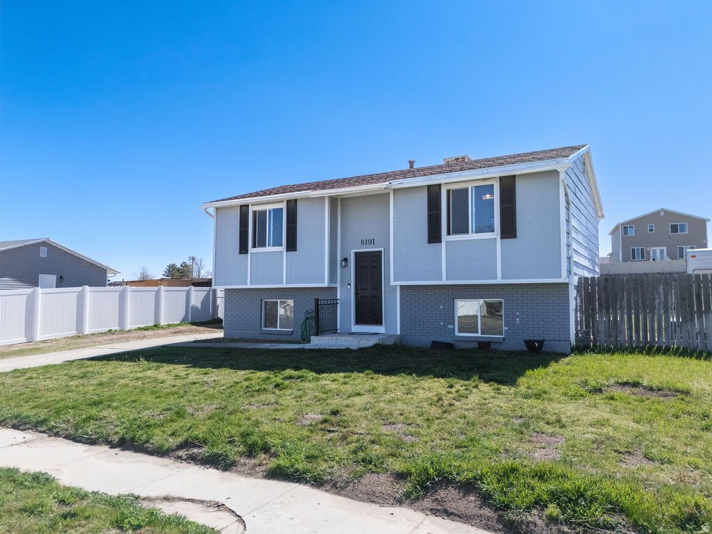 Photo of 8191 W DANBURY DR, Magna, UT 84044 (MLS # 2145909)
