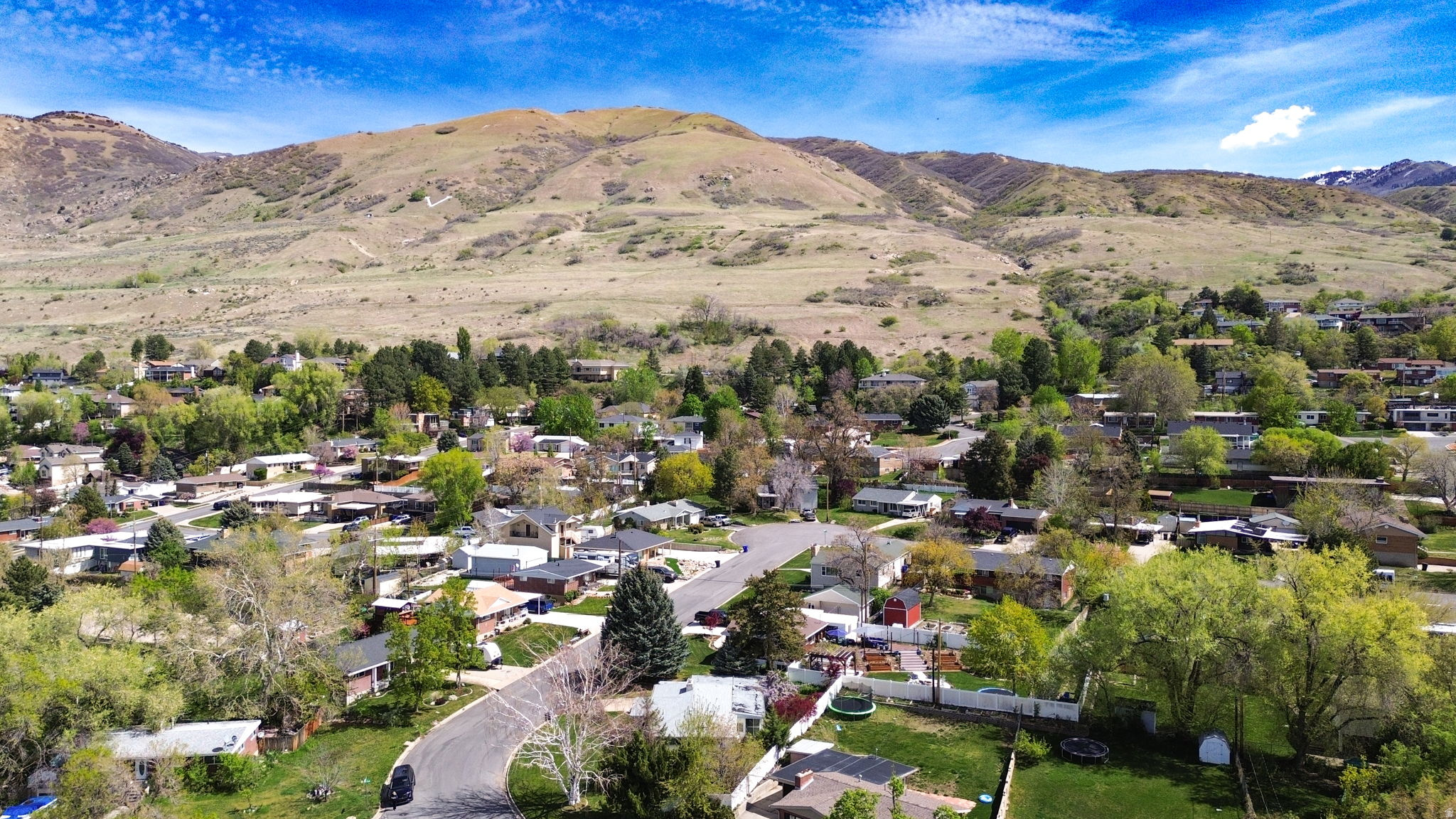 CRESTWOOD SUB - Residential