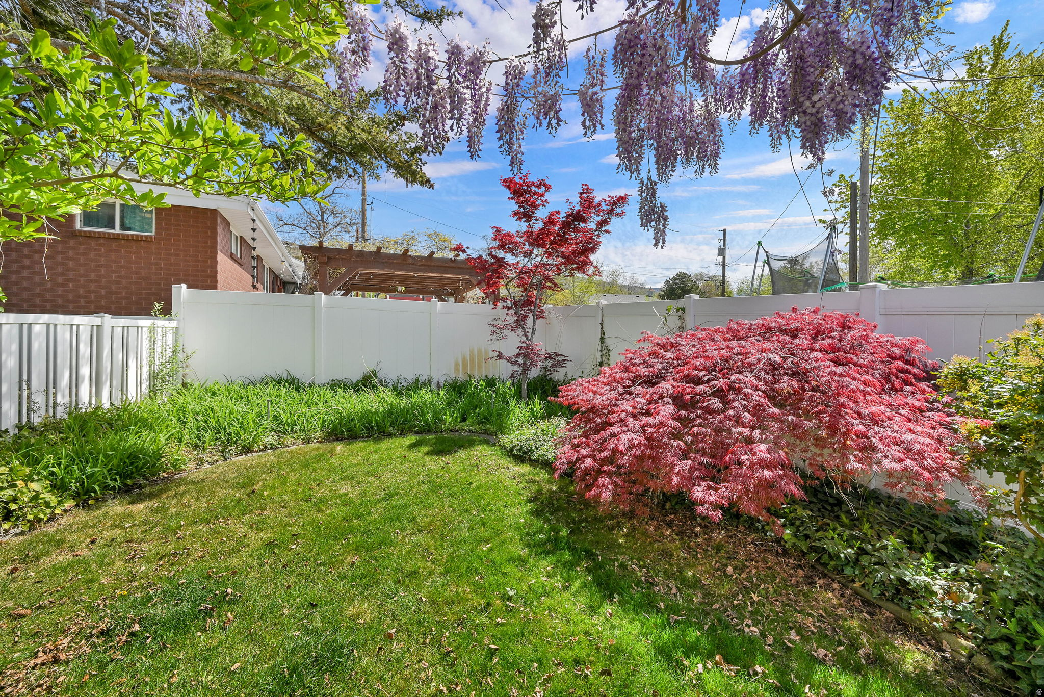 CRESTWOOD SUB - Residential