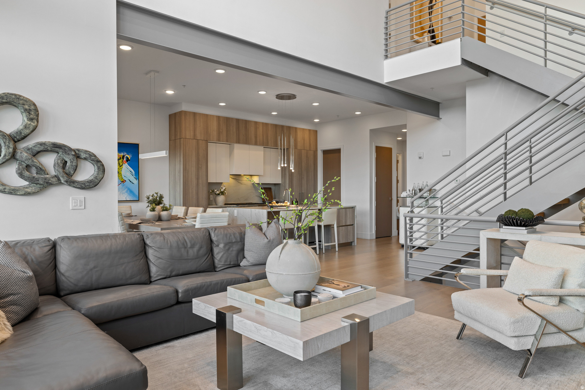 APEX RESIDENCES - Residential