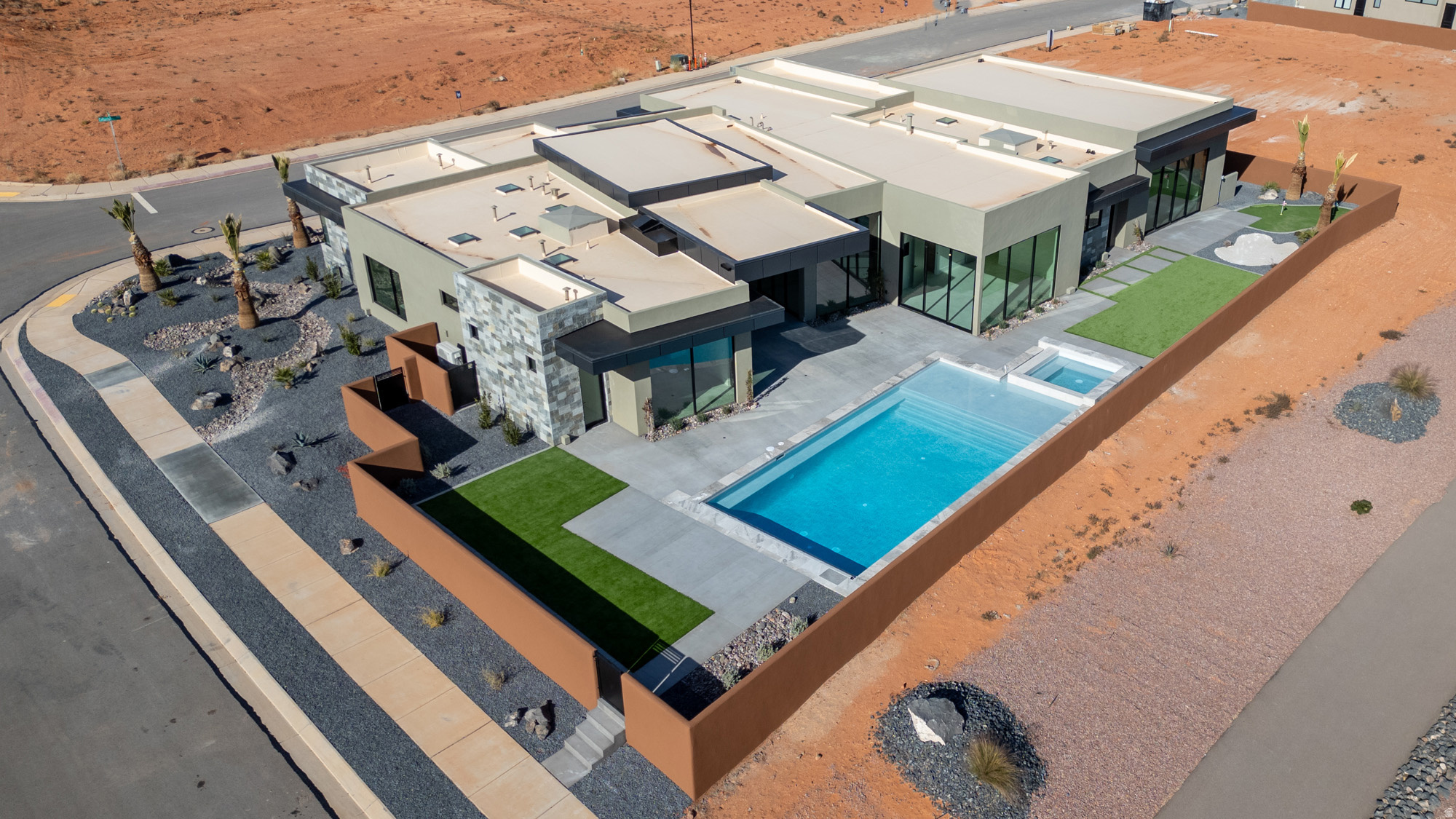 THE ESTATES AT SAND HOLLOW - Residential