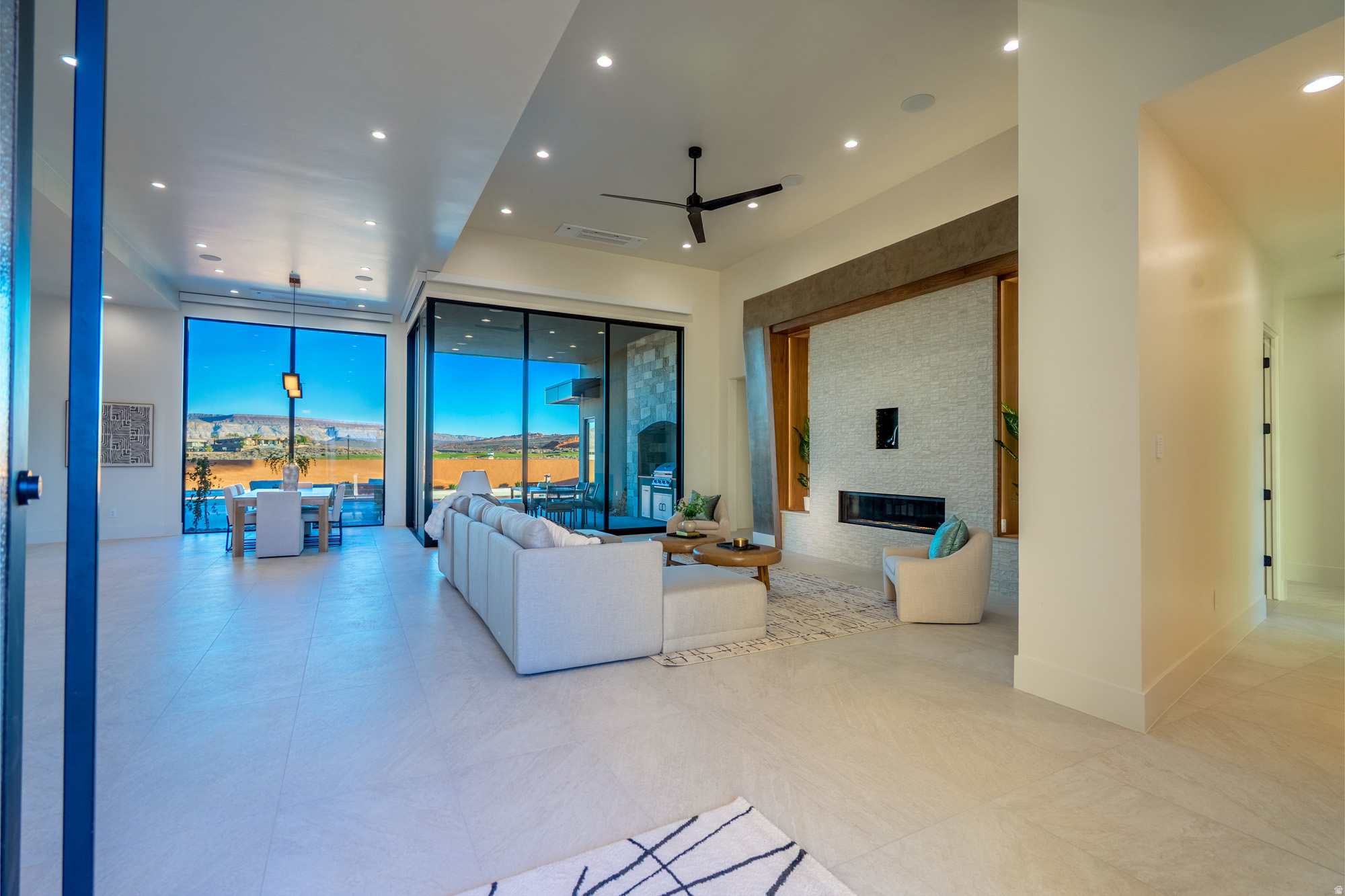 THE ESTATES AT SAND HOLLOW - Residential