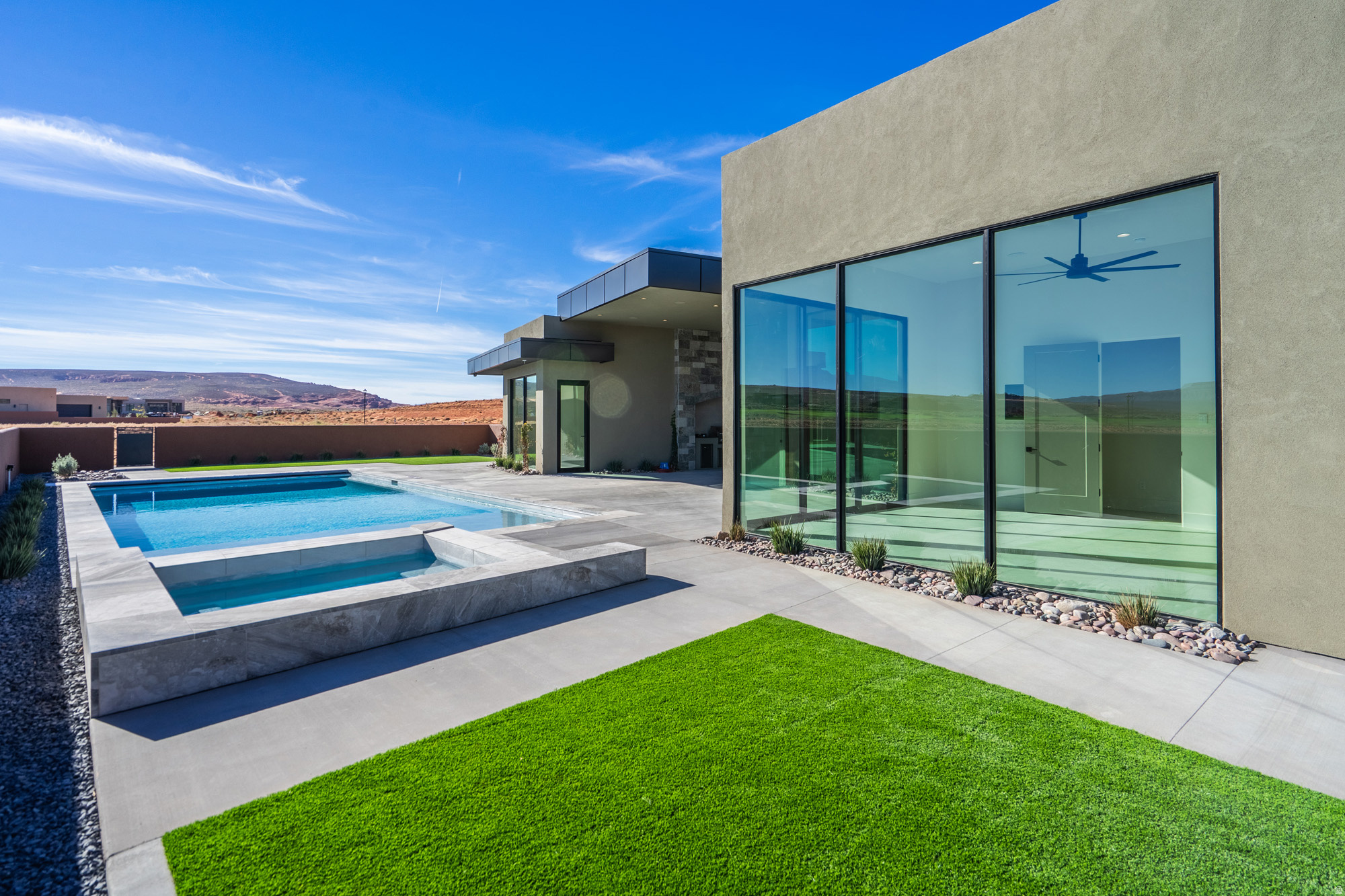 THE ESTATES AT SAND HOLLOW - Residential