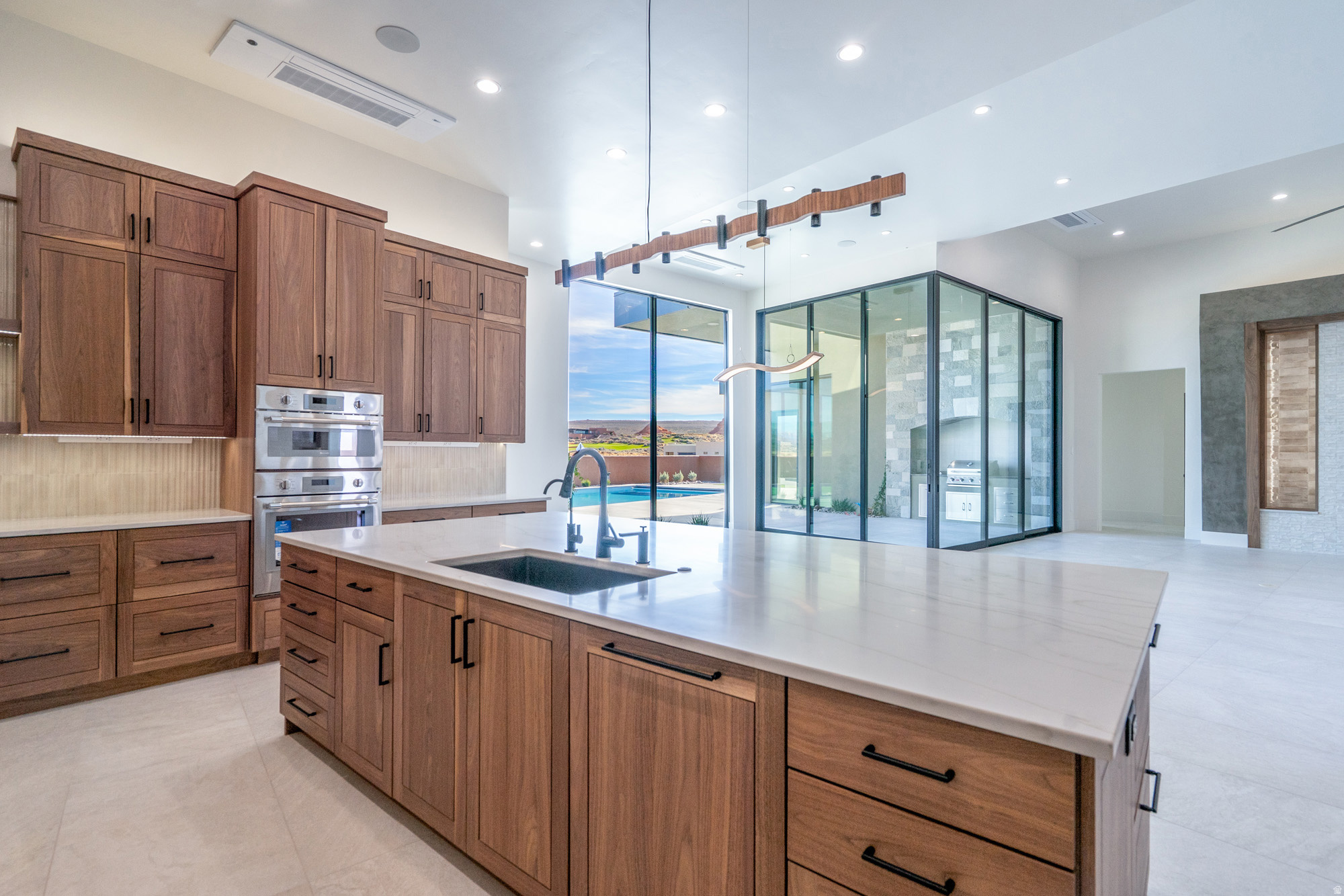 THE ESTATES AT SAND HOLLOW - Residential