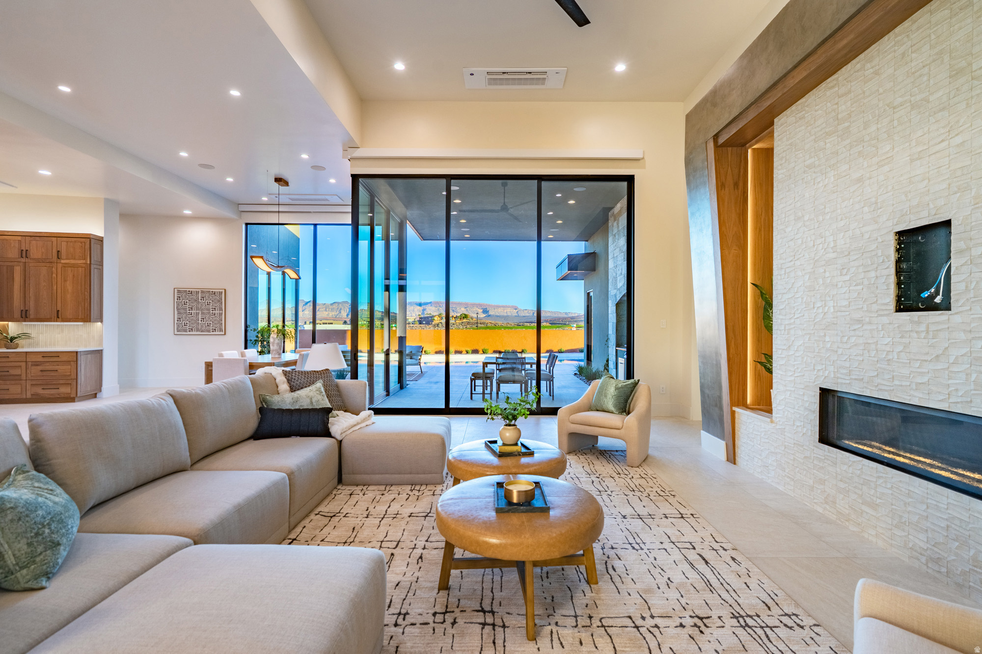 THE ESTATES AT SAND HOLLOW - Residential