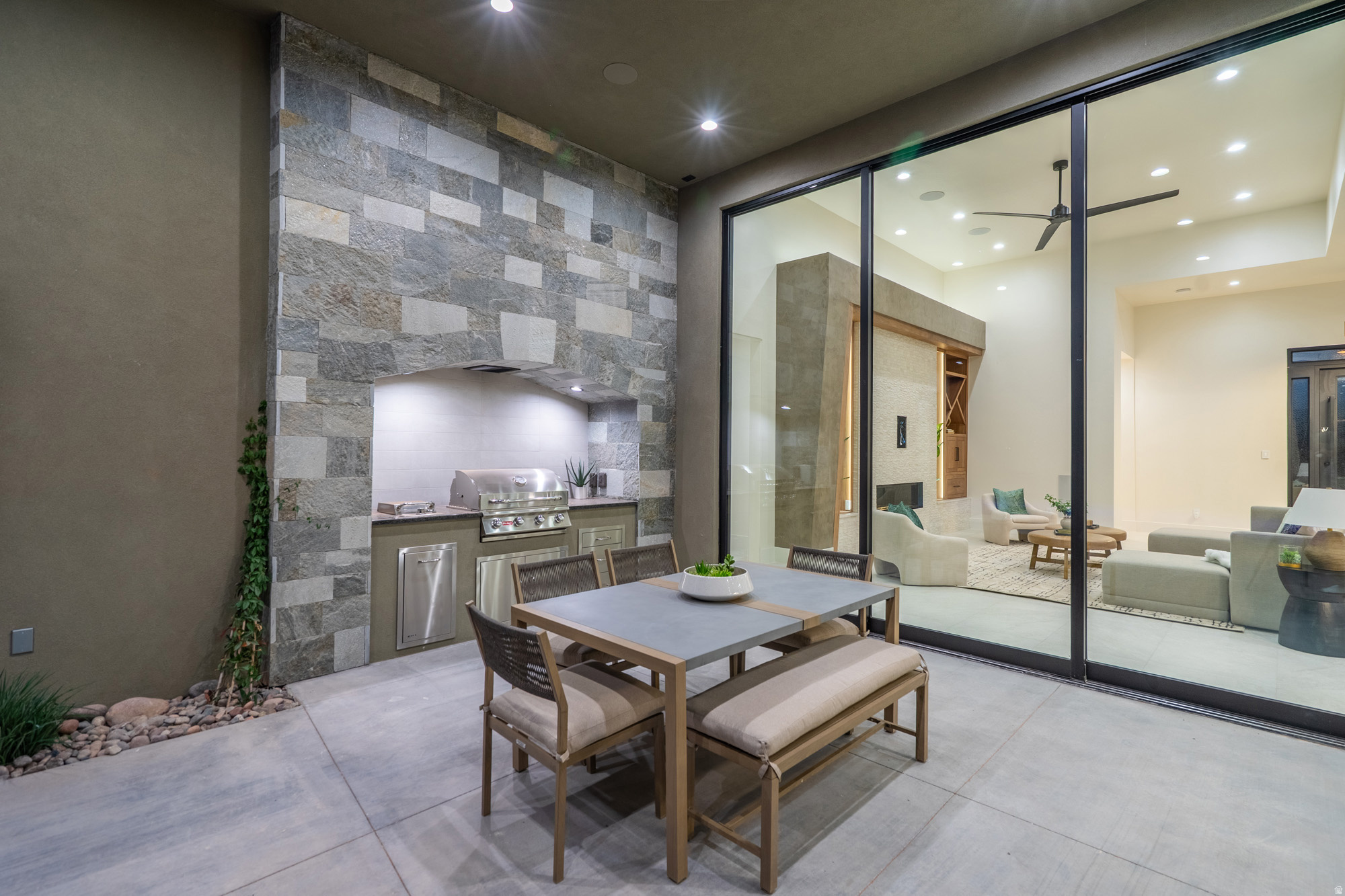 THE ESTATES AT SAND HOLLOW - Residential