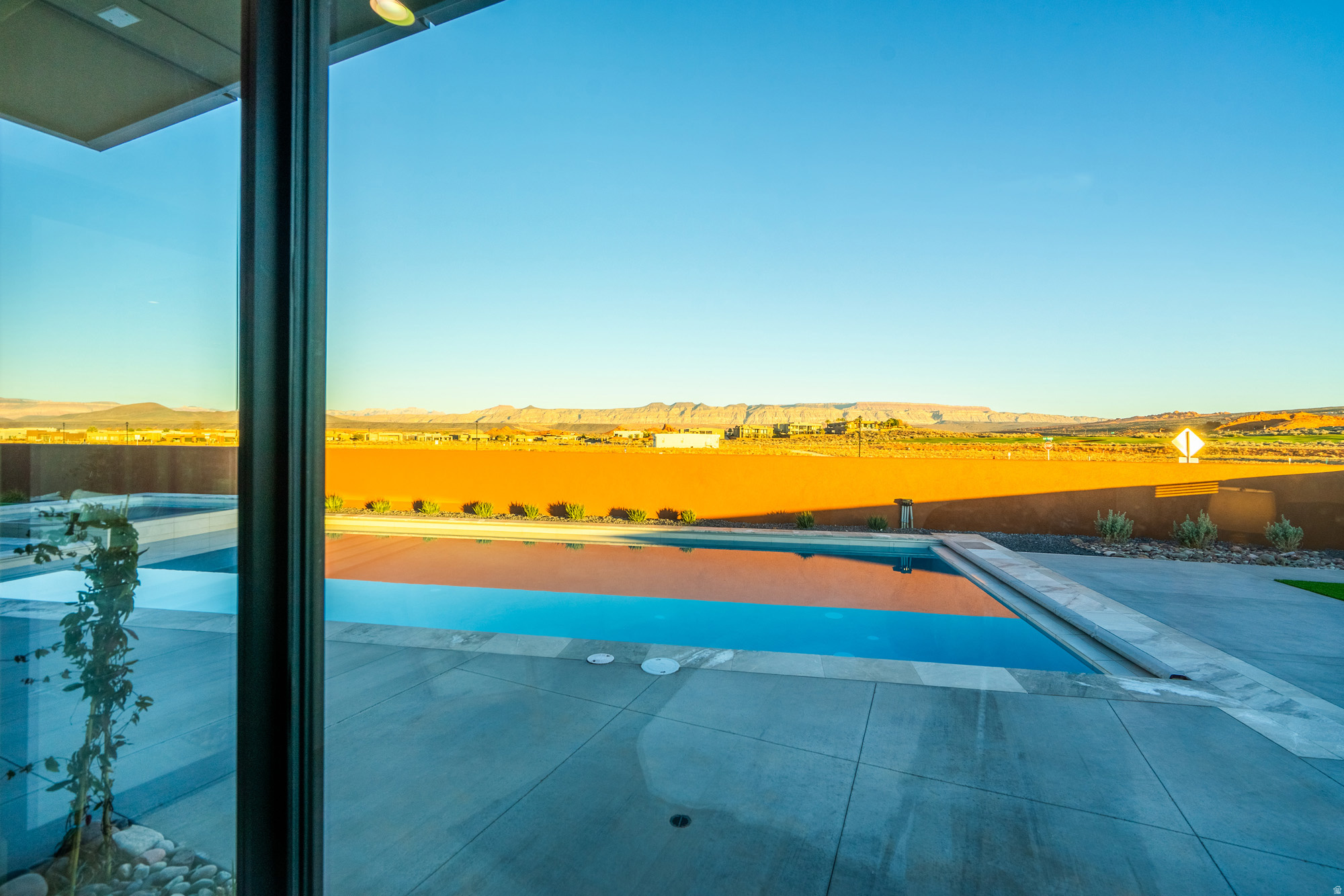 THE ESTATES AT SAND HOLLOW - Residential