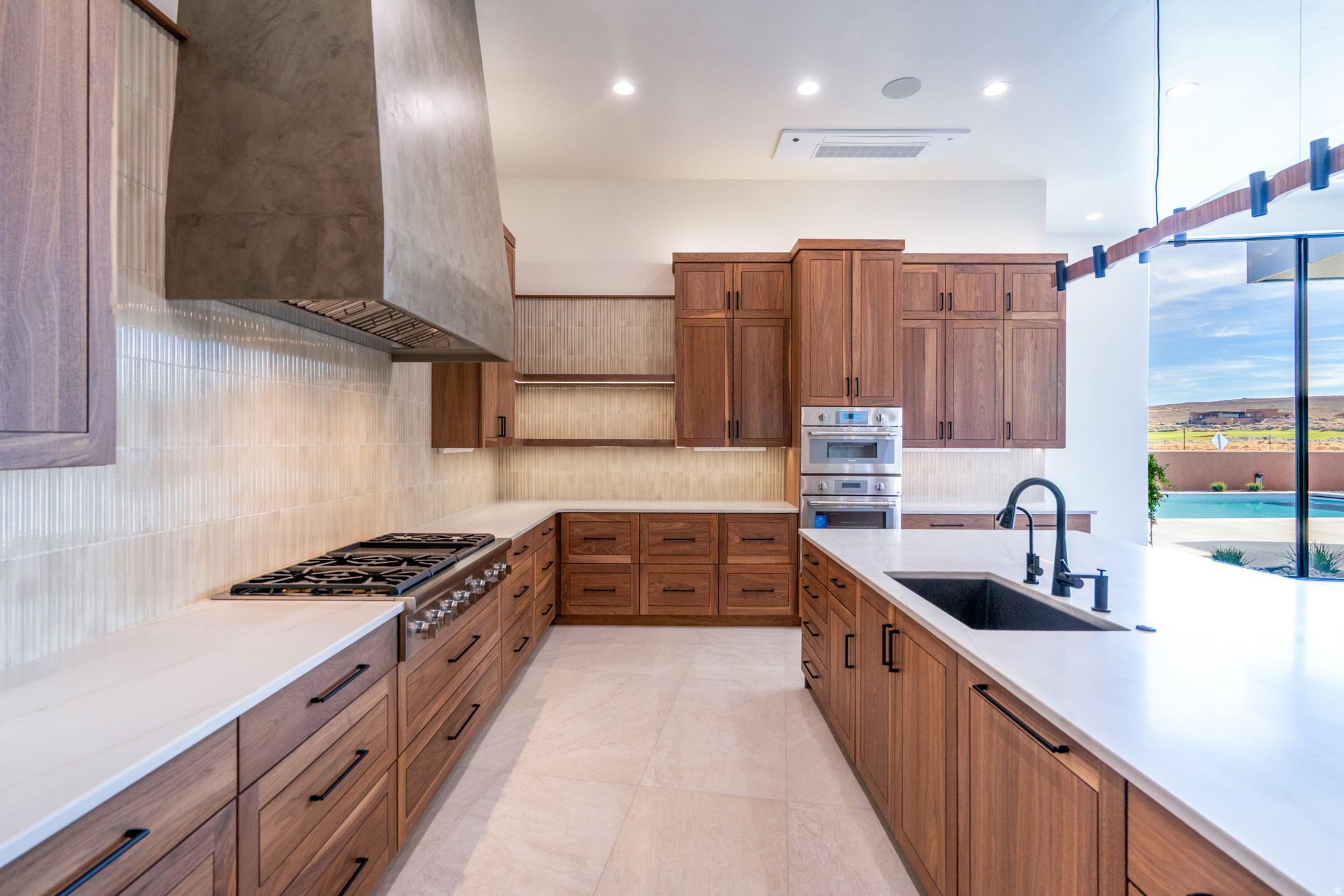 THE ESTATES AT SAND HOLLOW - Residential