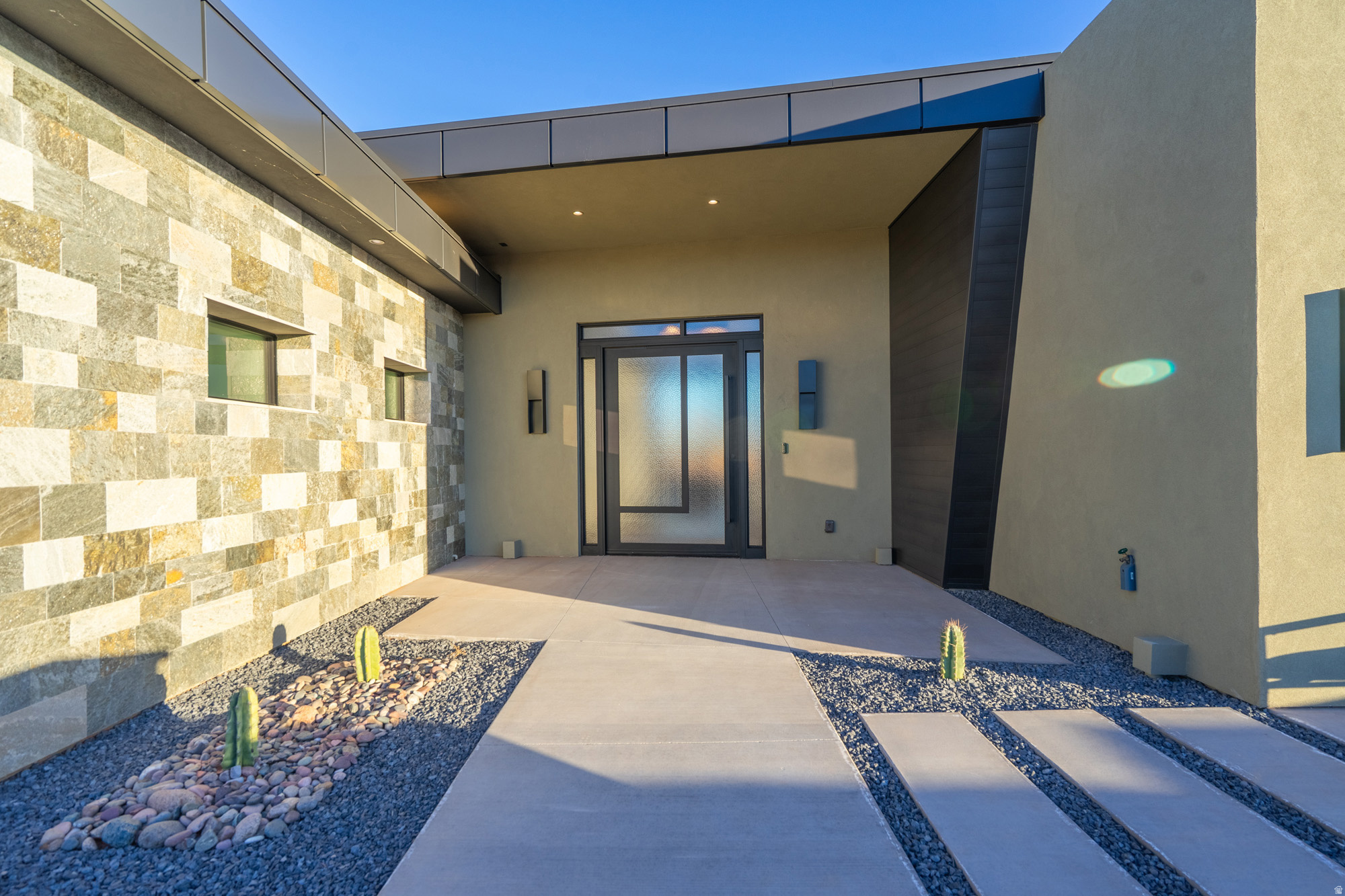 THE ESTATES AT SAND HOLLOW - Residential