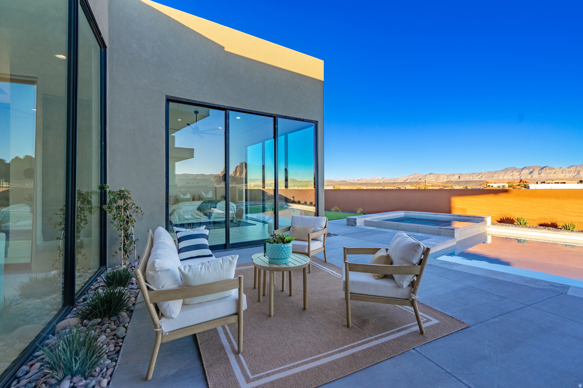 THE ESTATES AT SAND HOLLOW - Residential