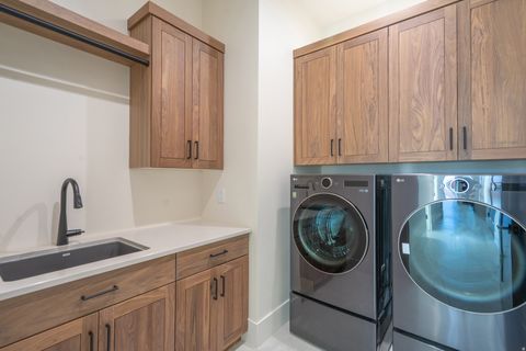 Tiny photo for 3295 S COTTONTAIL WAY, Hurricane, UT 84737 (MLS # 2127441)