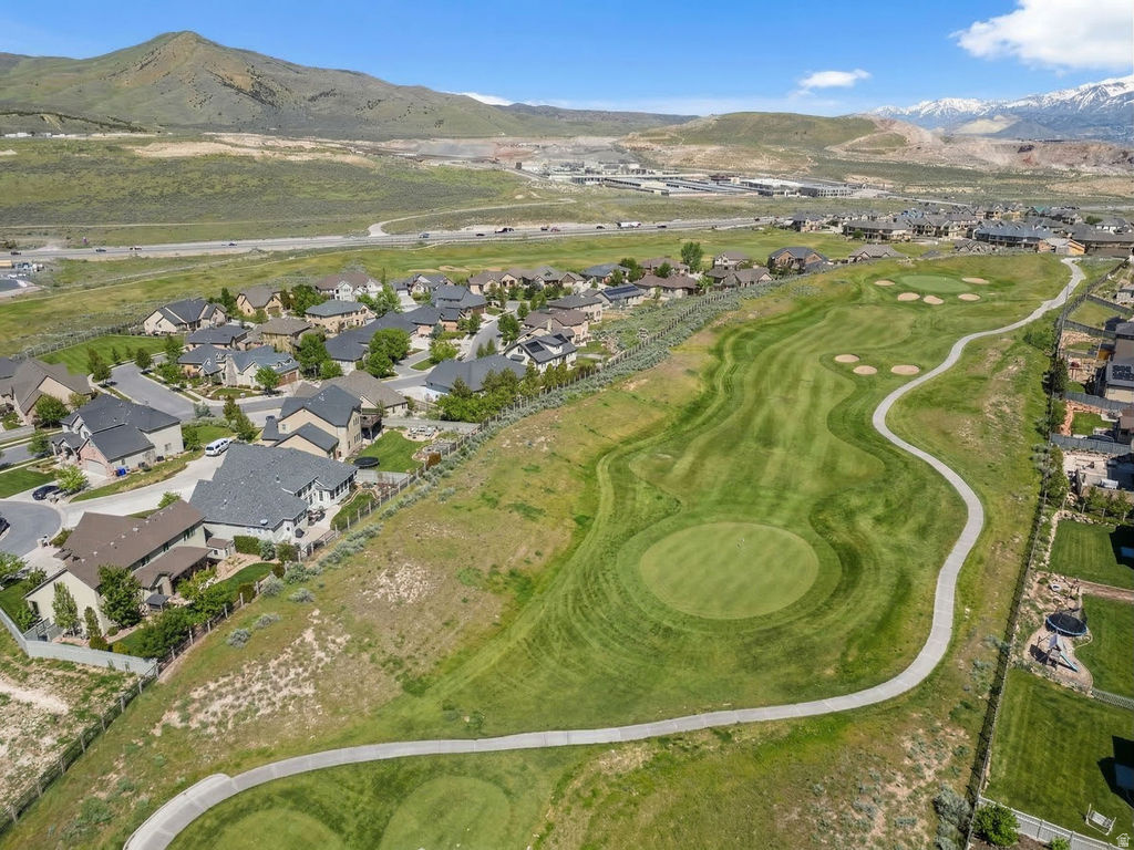 MT AIREY - Residential