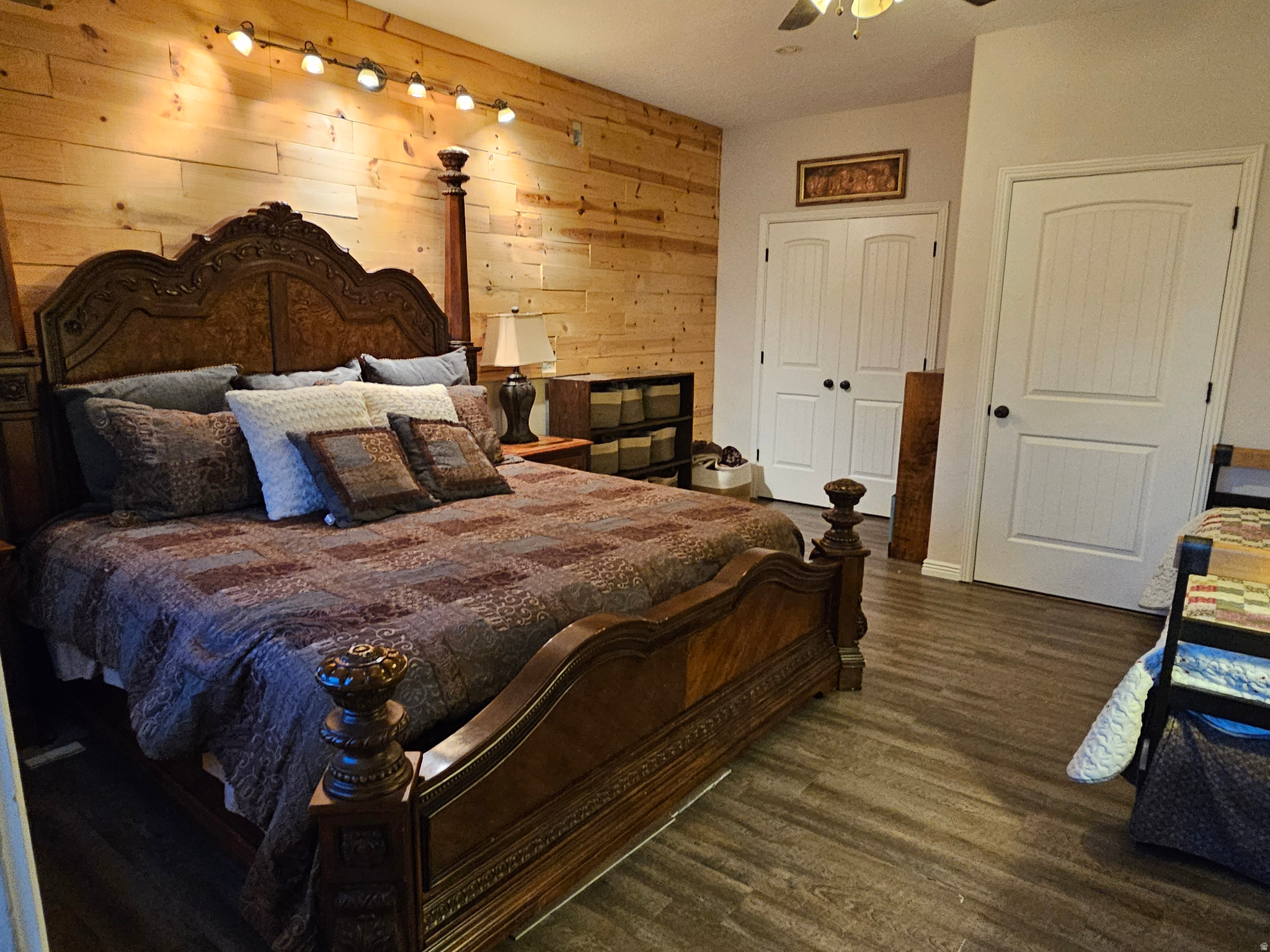 CAROLINE - Residential