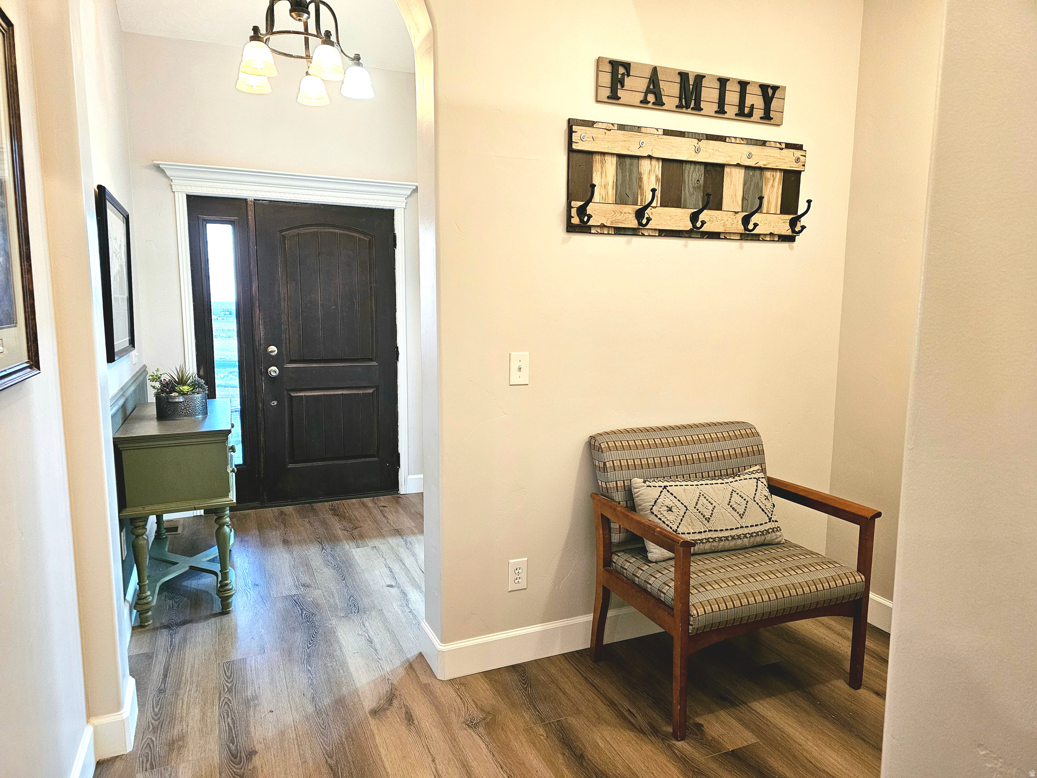 CAROLINE - Residential