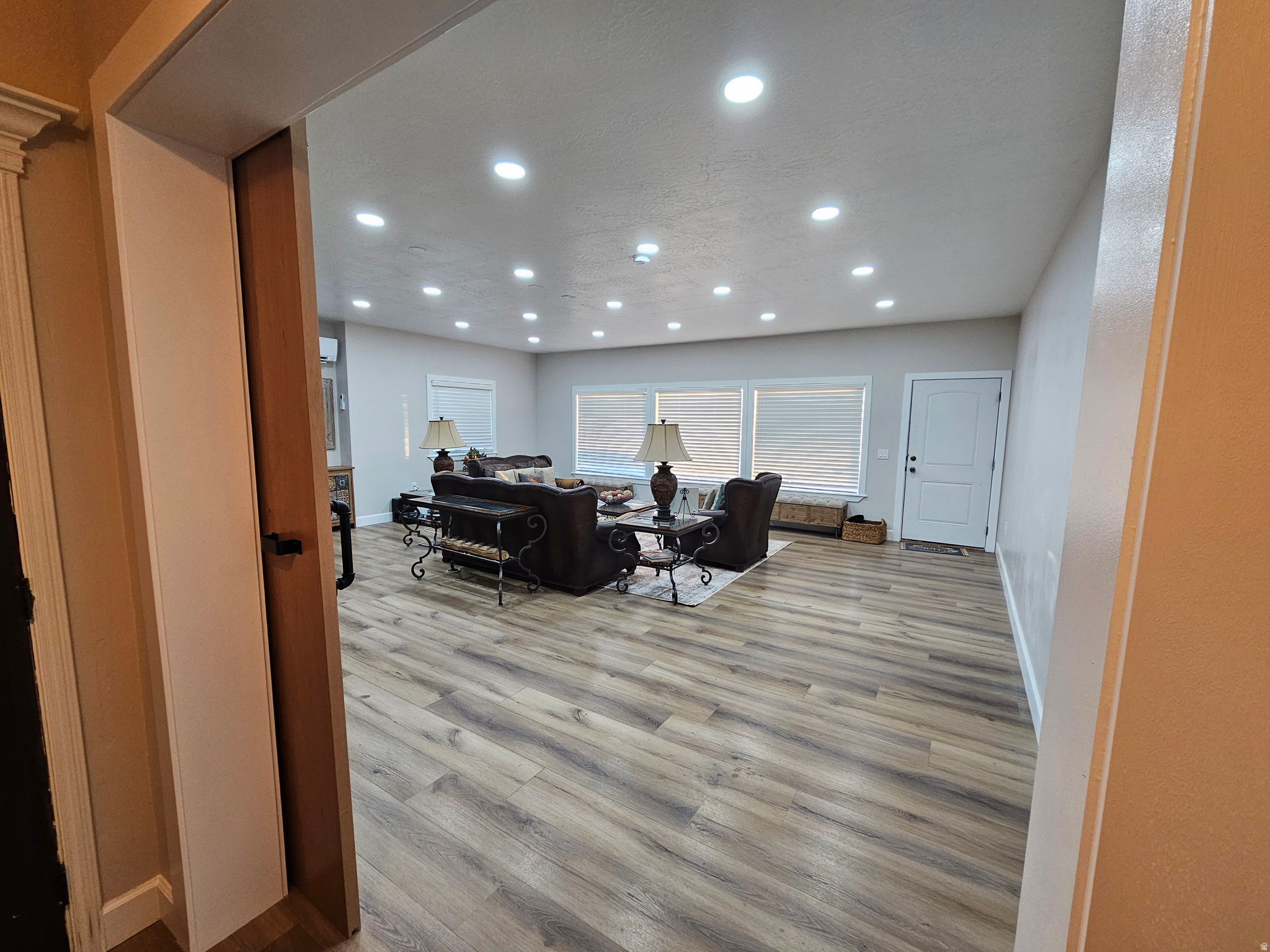 CAROLINE - Residential