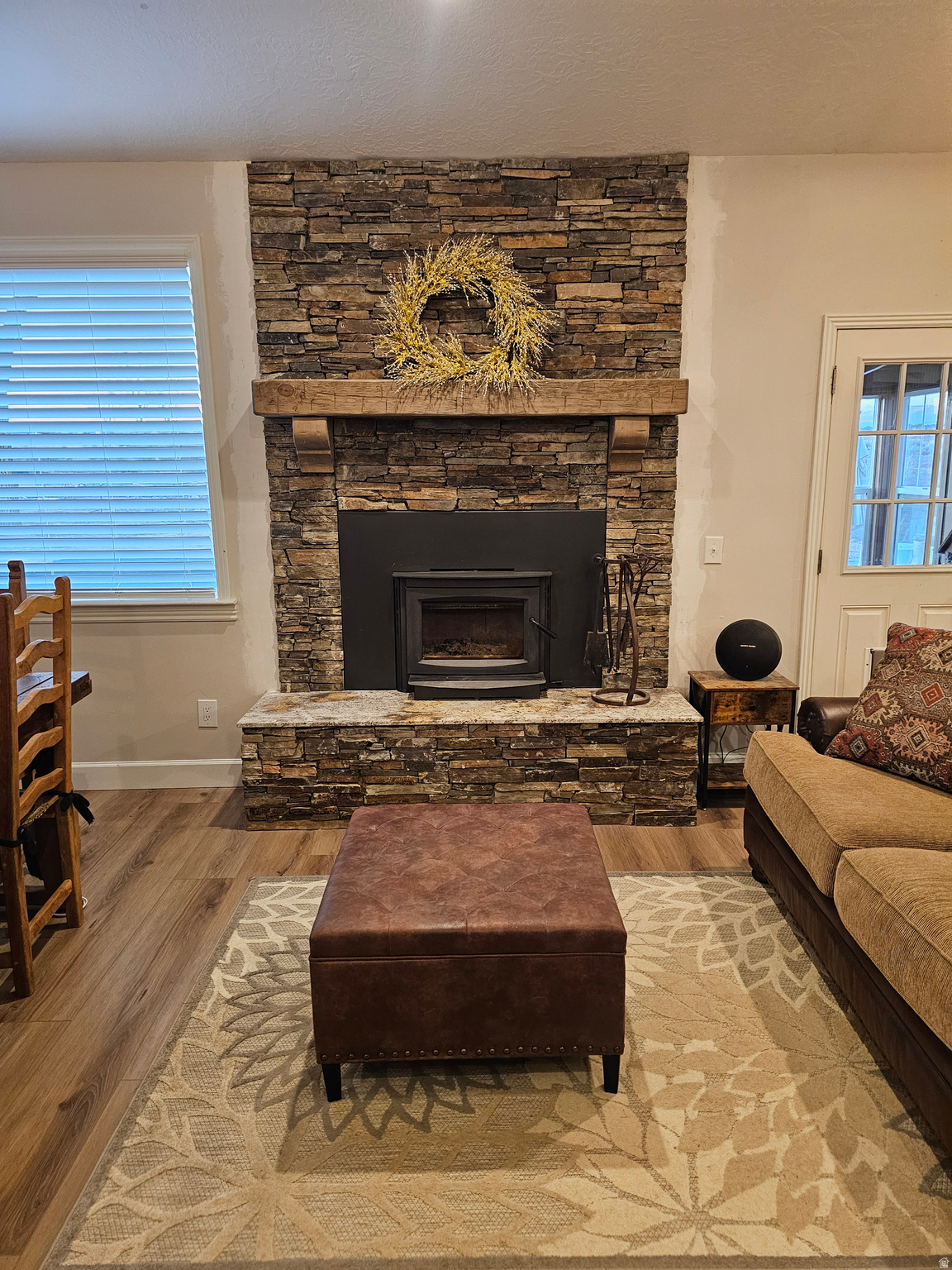 CAROLINE - Residential