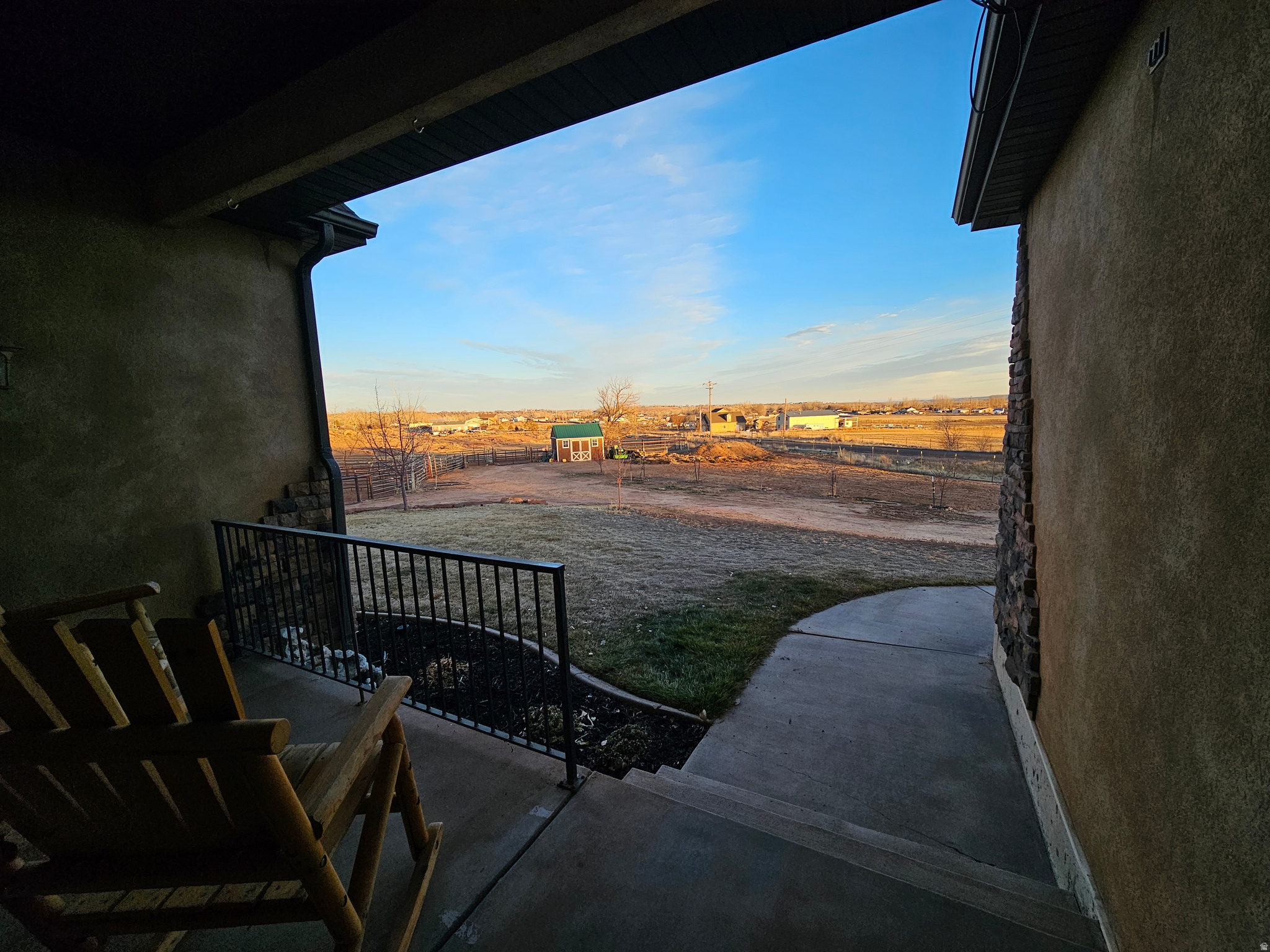 CAROLINE - Residential