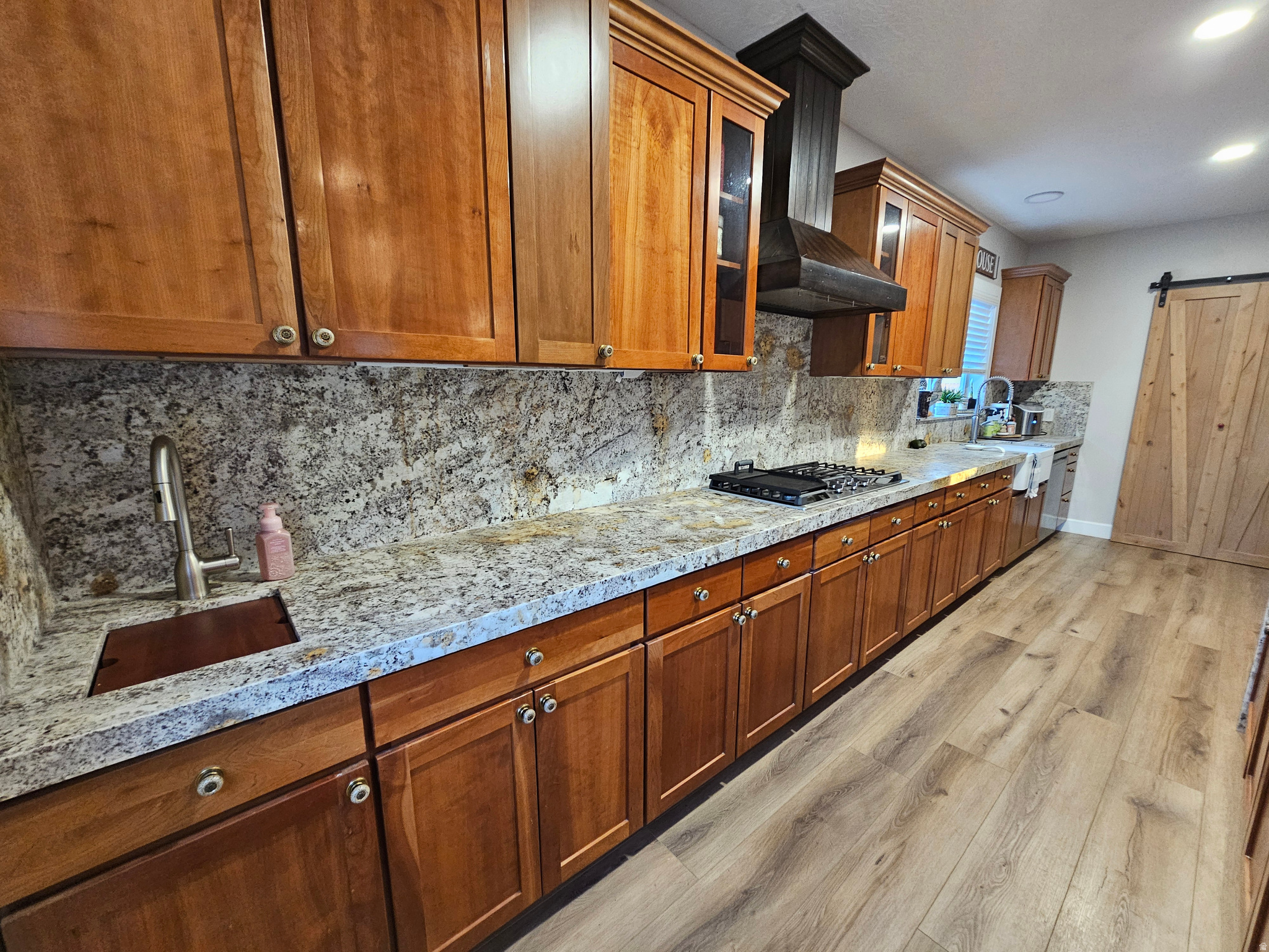 CAROLINE - Residential