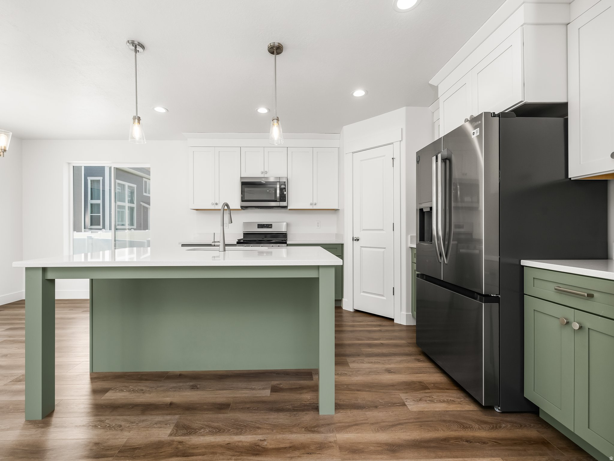 GARDNER POINT - Residential