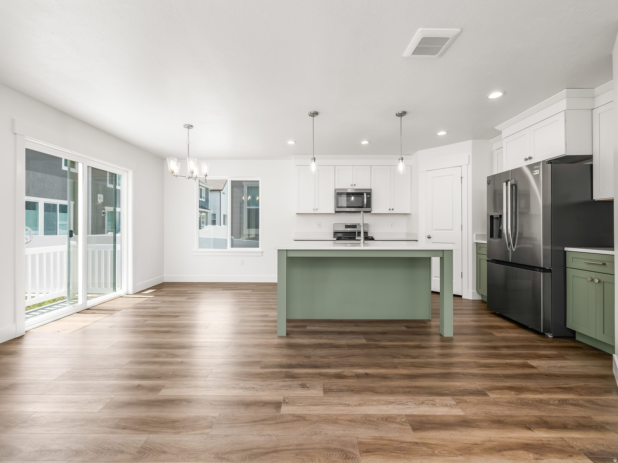 GARDNER POINT - Residential