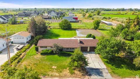 Photo of 2425 W 200 S, Marriott Slaterville, UT 84404 (MLS # 2108253) Photo of 2425 W 200 S, Marriott Slaterville, UT 84404 (MLS # 2108253)