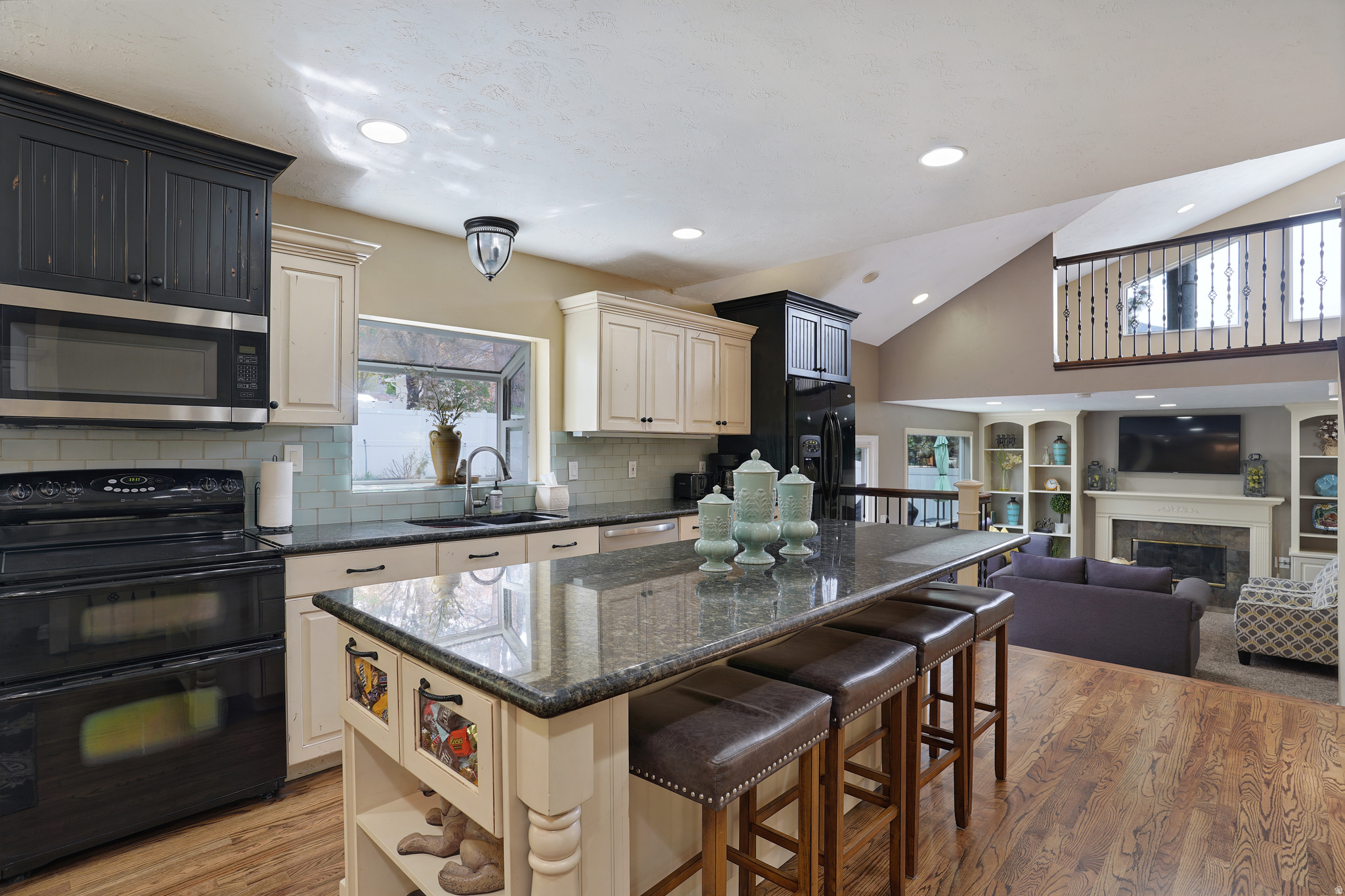 GRANITE CREST #1 - Residential