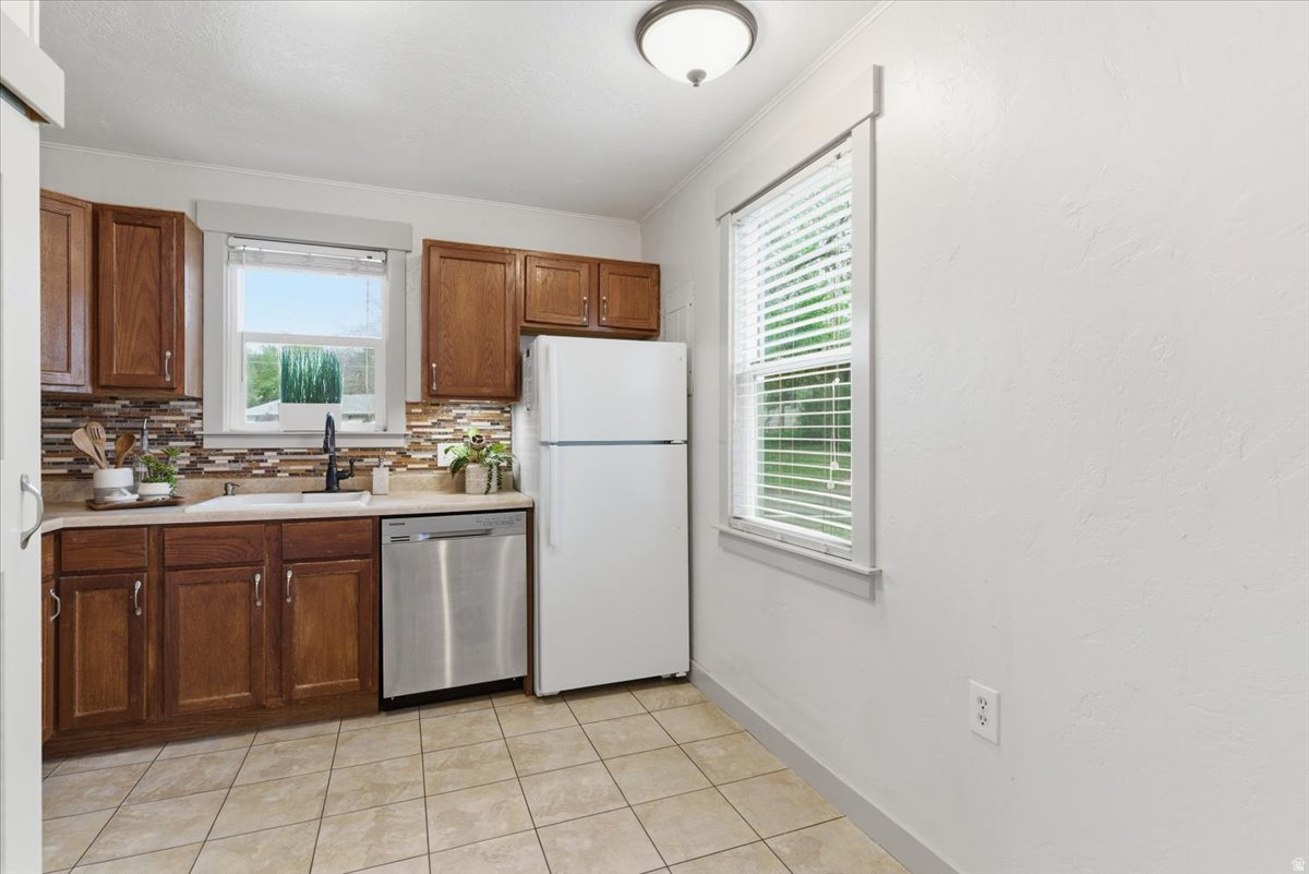 GRANDVIEW ACRES - Residential