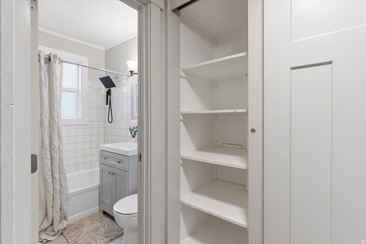 GRANDVIEW ACRES - Residential