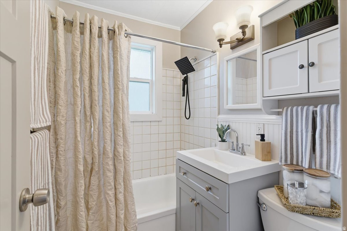 GRANDVIEW ACRES - Residential