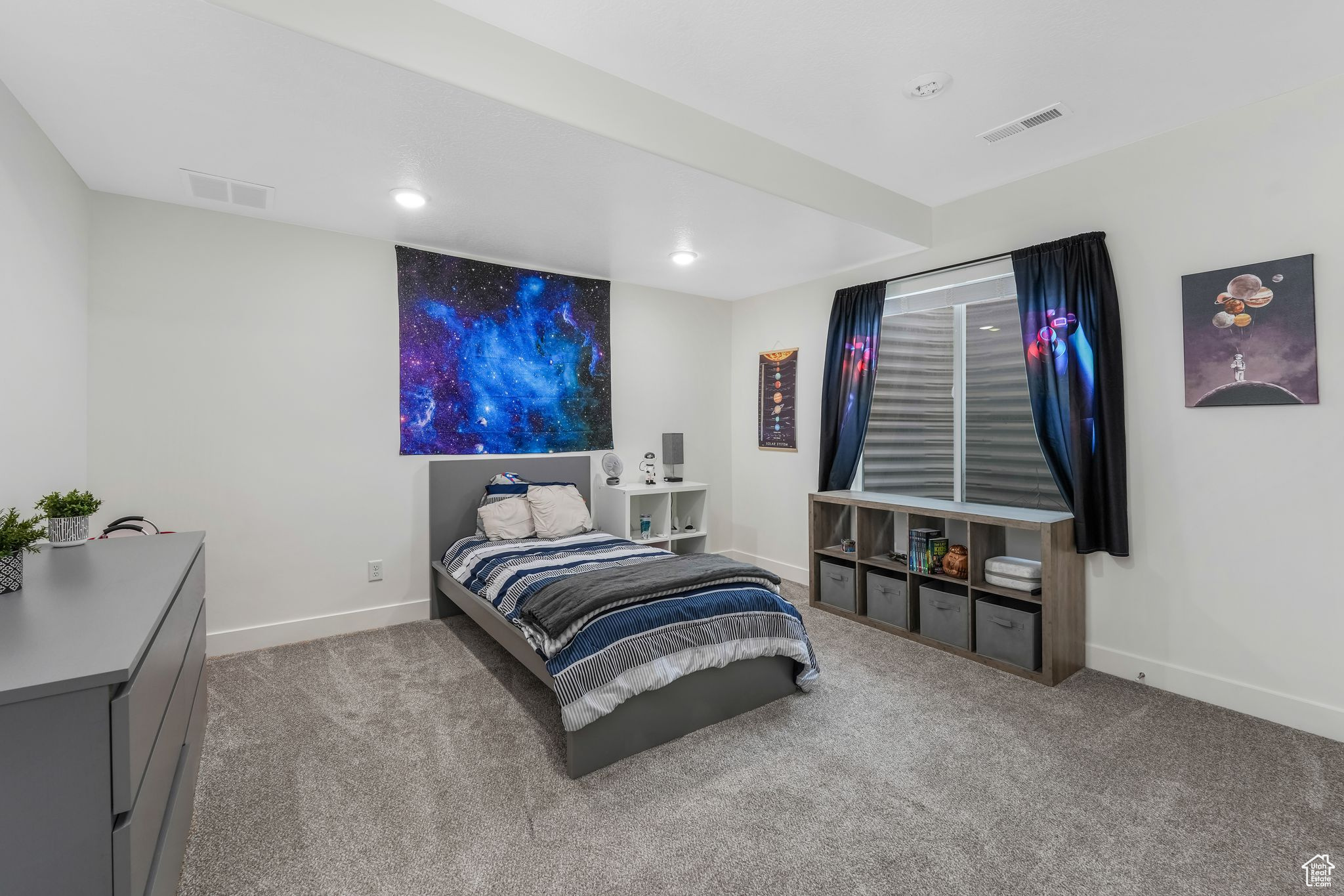 LAKE VIEW ESTATE - Residential