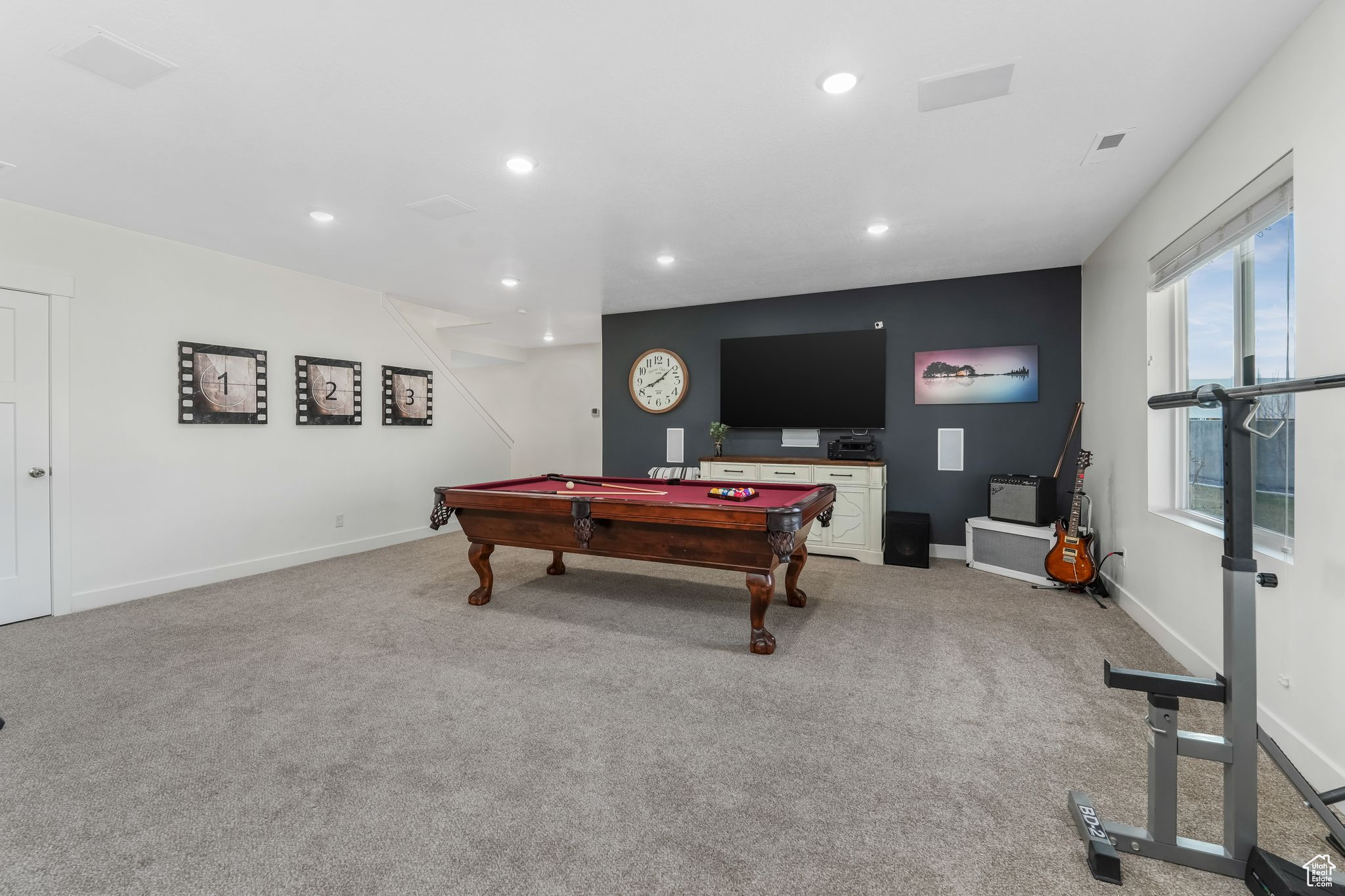 LAKE VIEW ESTATE - Residential