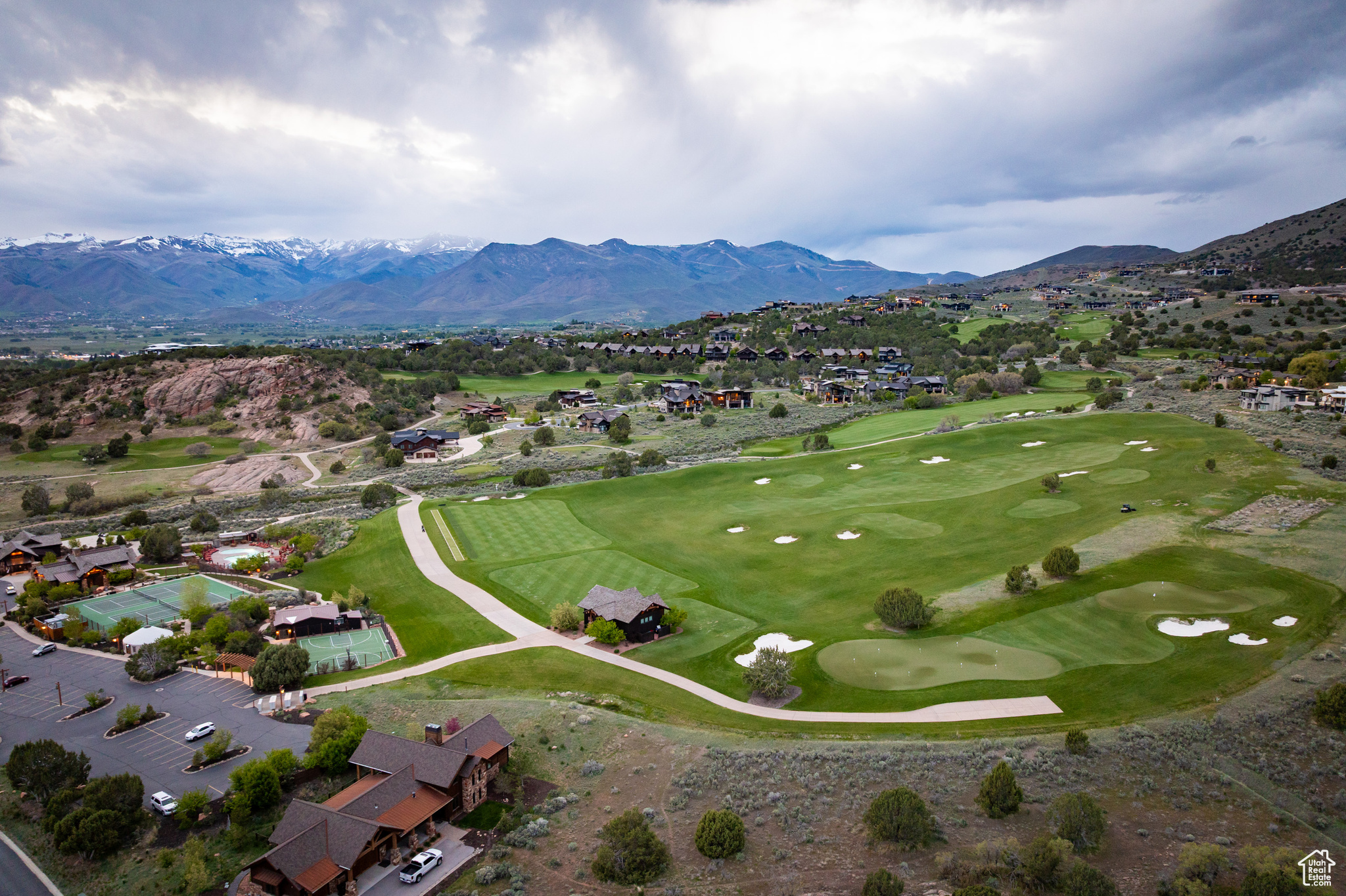 RED LEDGES - Residential