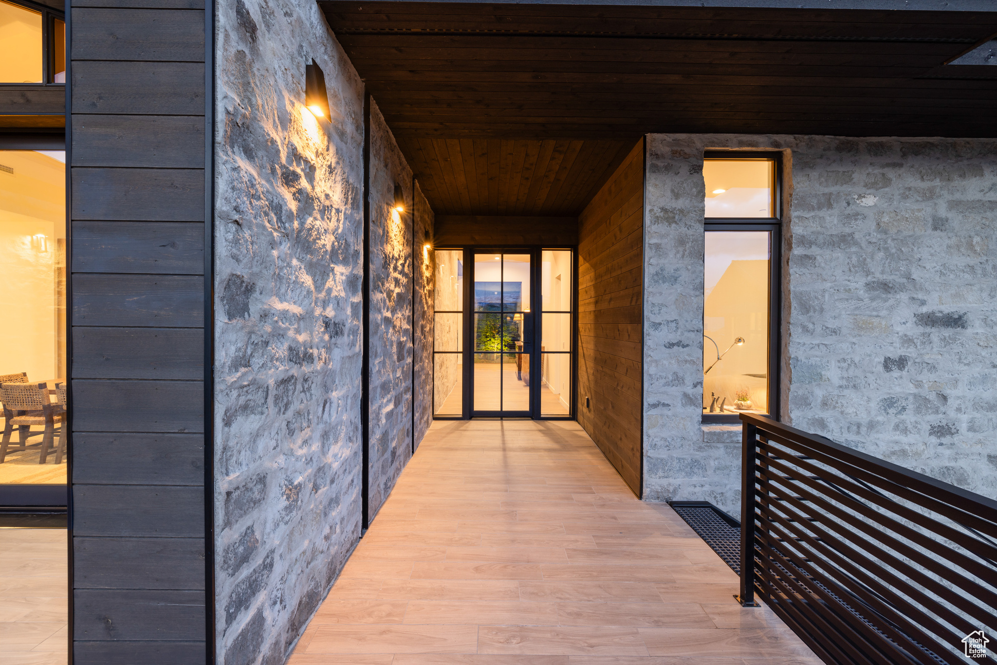 RED LEDGES - Residential