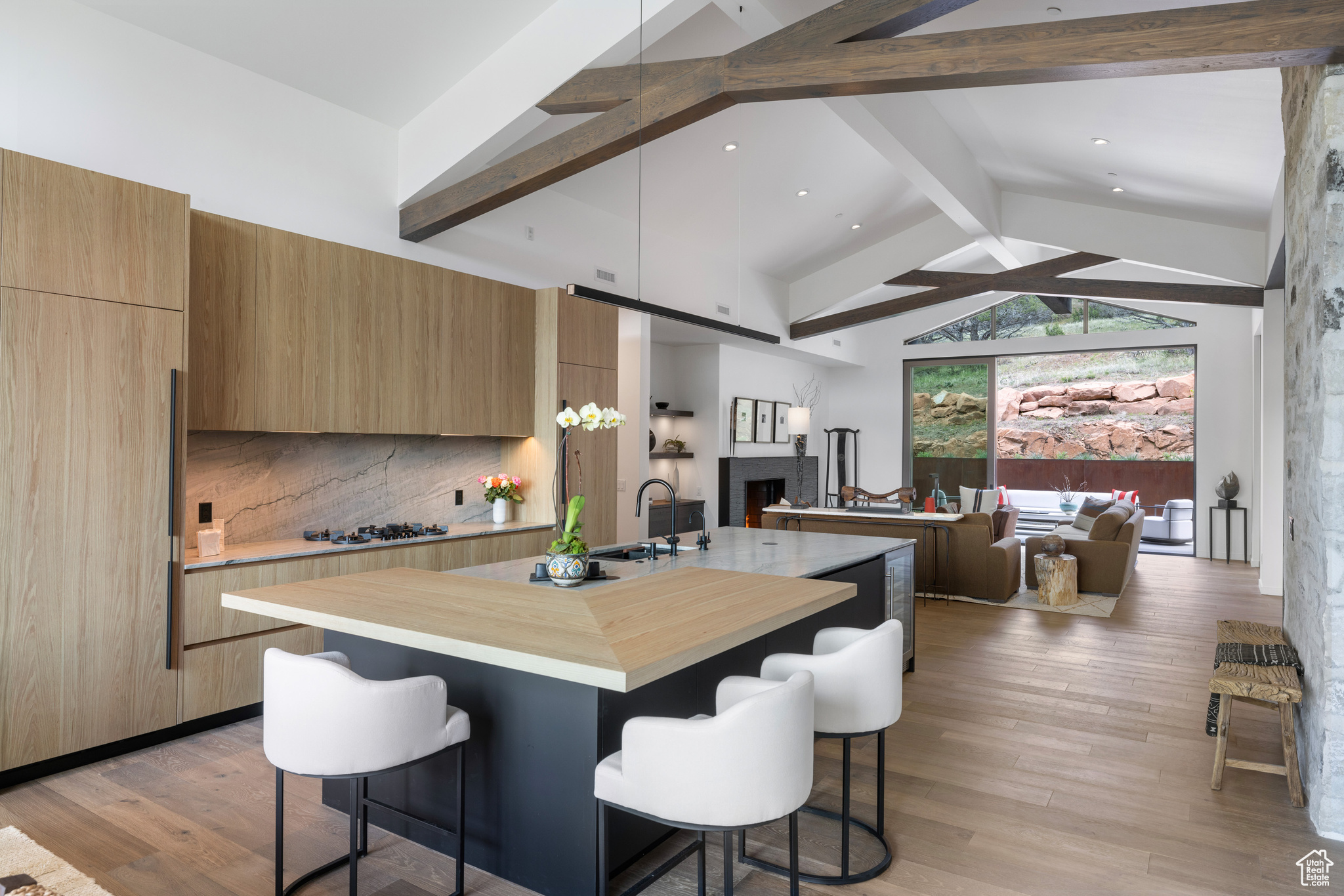 RED LEDGES - Residential