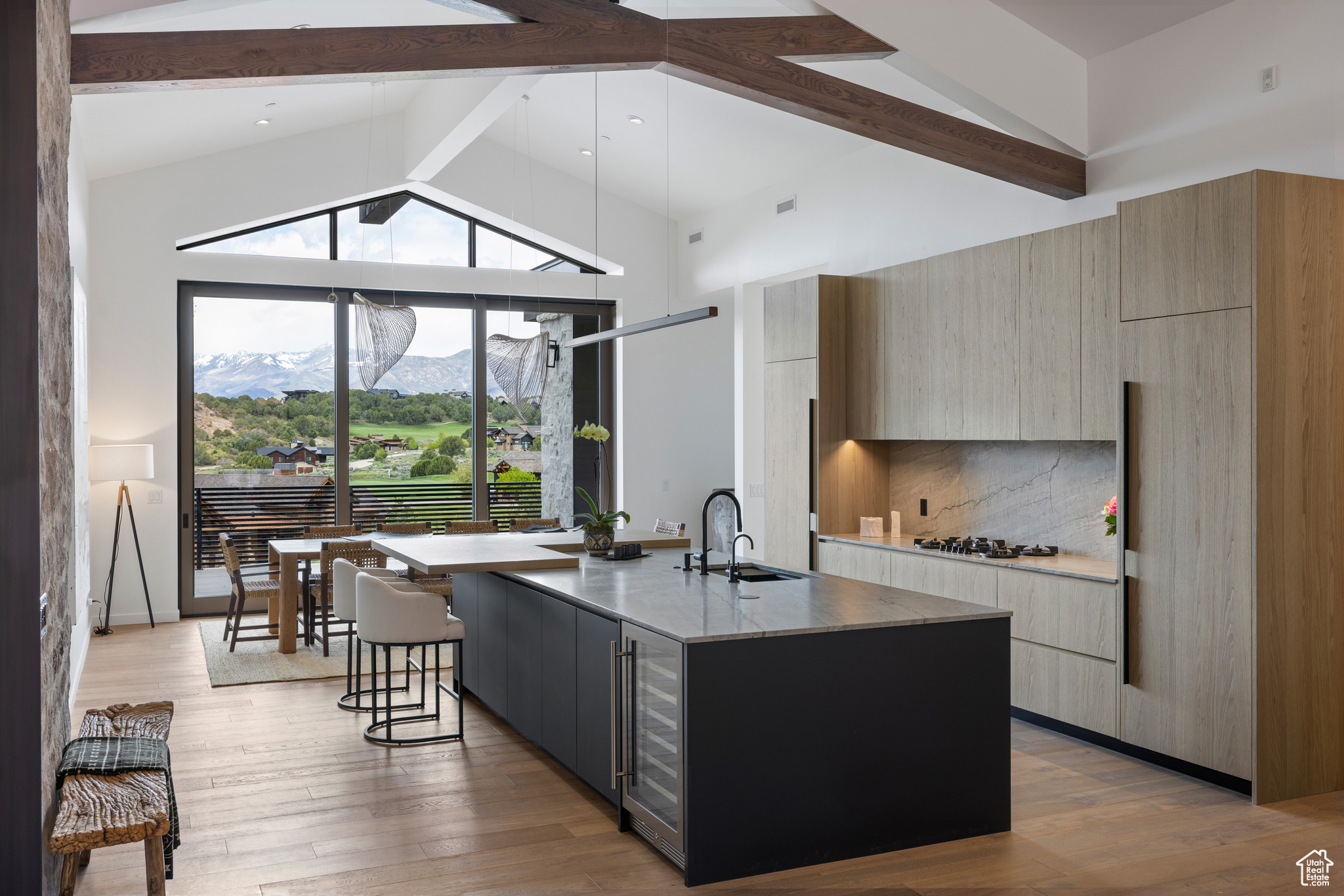 RED LEDGES - Residential