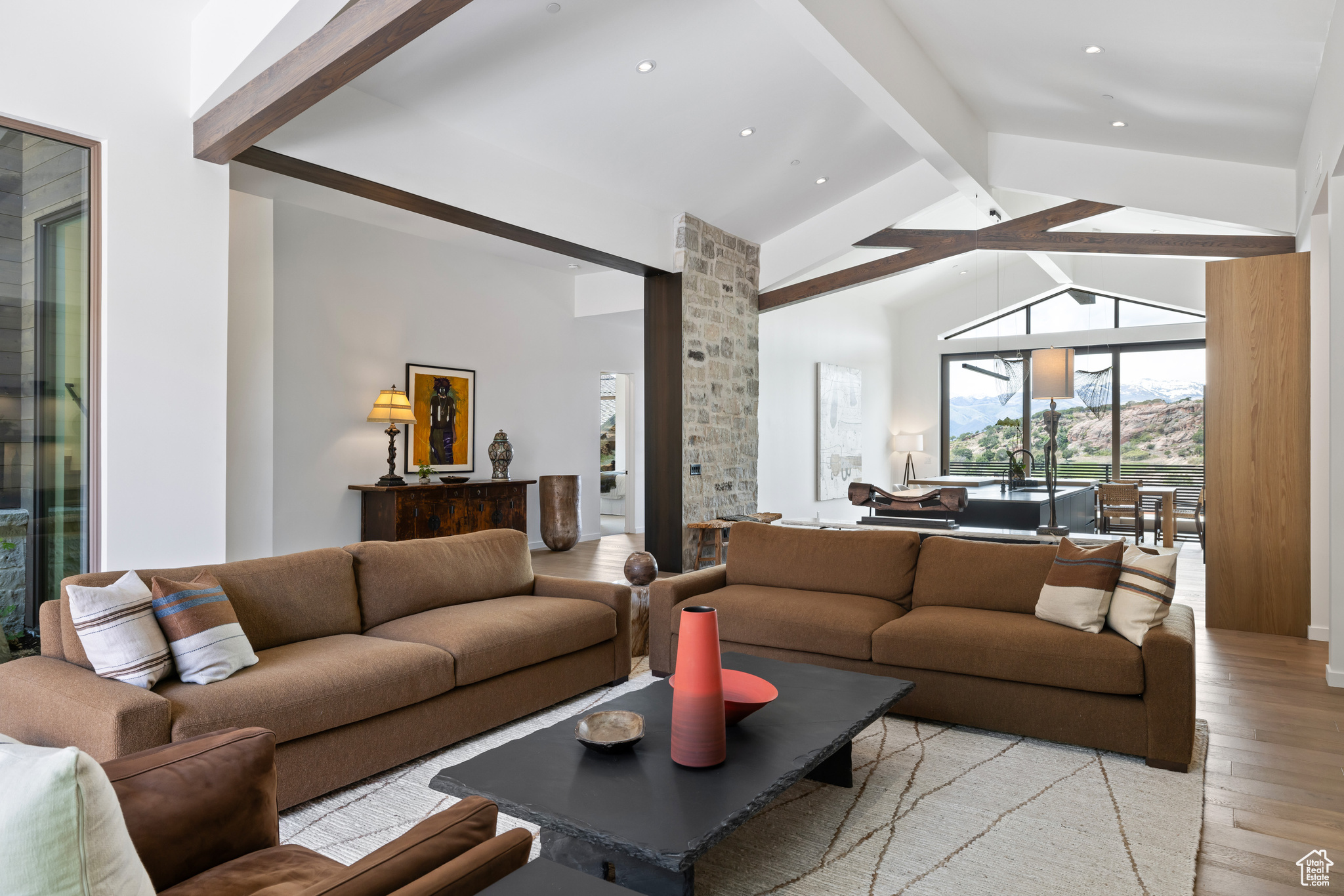 RED LEDGES - Residential