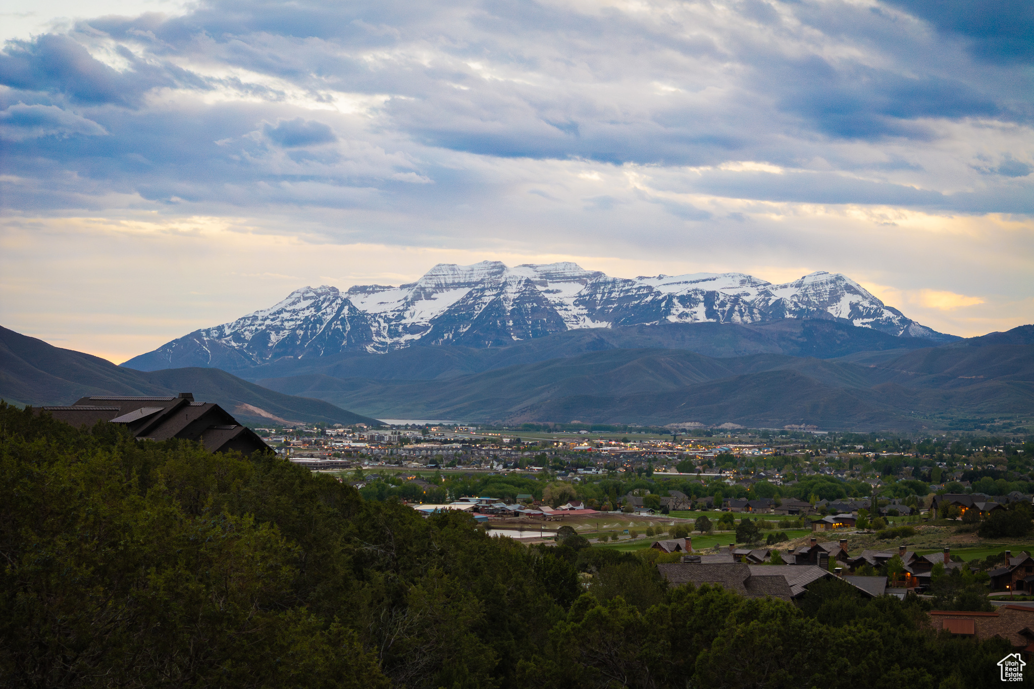 RED LEDGES - Residential