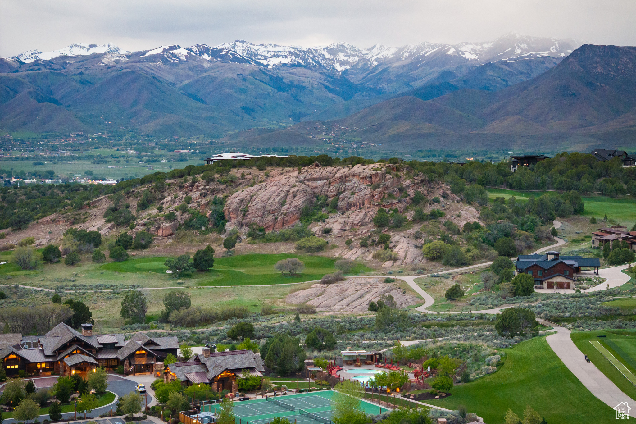 RED LEDGES - Residential