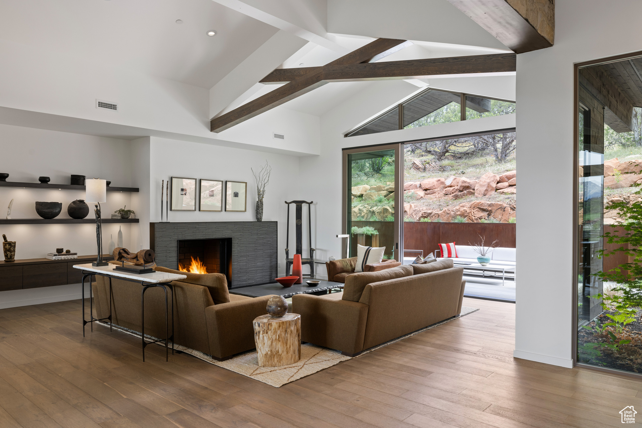 RED LEDGES - Residential