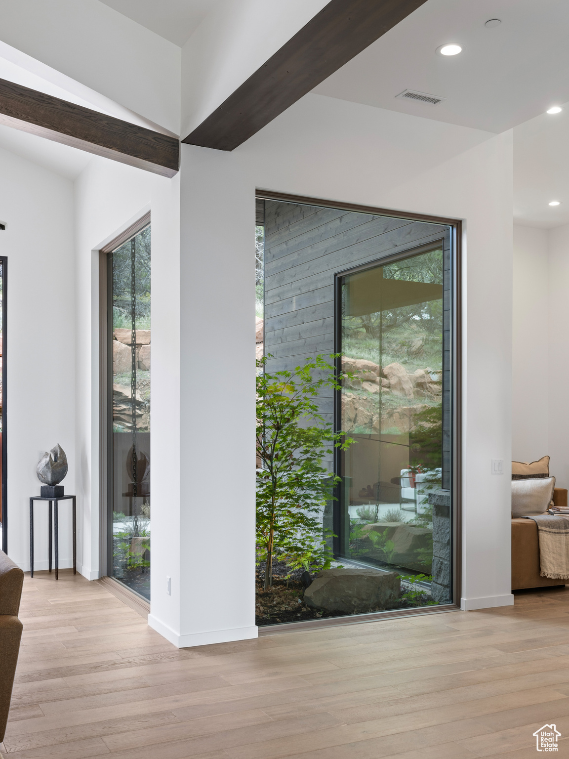 RED LEDGES - Residential