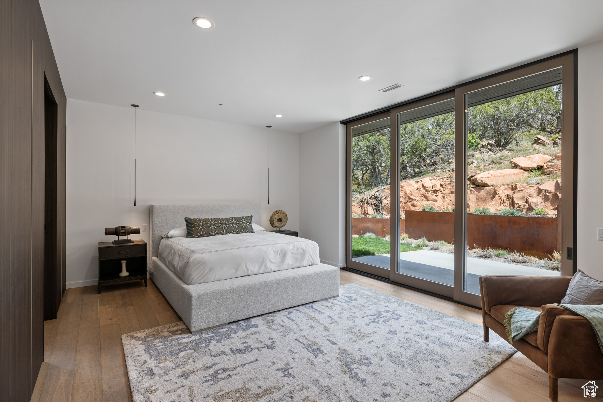 RED LEDGES - Residential