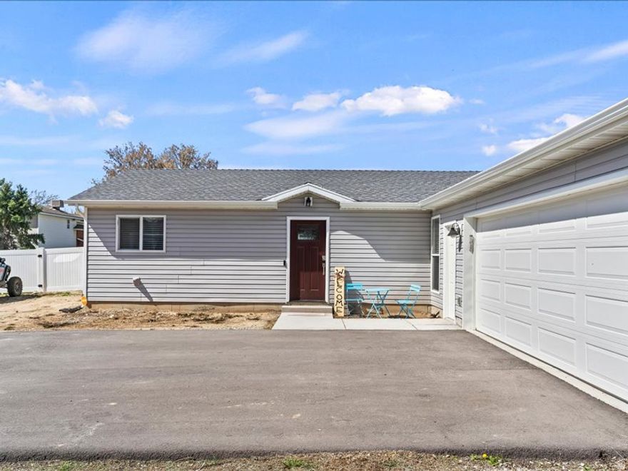 "Come home to this stunning rare to find, beautifully newer one level home with HORSE PROPERTY-tucked  OFF THE MAIN ROAD with a long Private Driveway and abundant RV parking!"  This bright, open floor plan is maintained and made for living and entertaining, featuring gorgeous cabinetry, a large kitchen island, gas range, wall oven, microwave, & refrigerator.  Welcoming front room filled with natural light. The large master suite offers a peaceful retreat, walk-in closet, relaxing garden tub, and separate shower. Added perks include extra storage and an upgraded A/C system for year-round comfort. The oversized 26x26 garage is ready for it all with 220V power and a 50-amp RV plug. Step outside to enjoy huge back yard, secondary water, a 20-ft gate, eave outlets for easy lighting, and wide-open space for your horse and all your outdoor dreams! Come home today