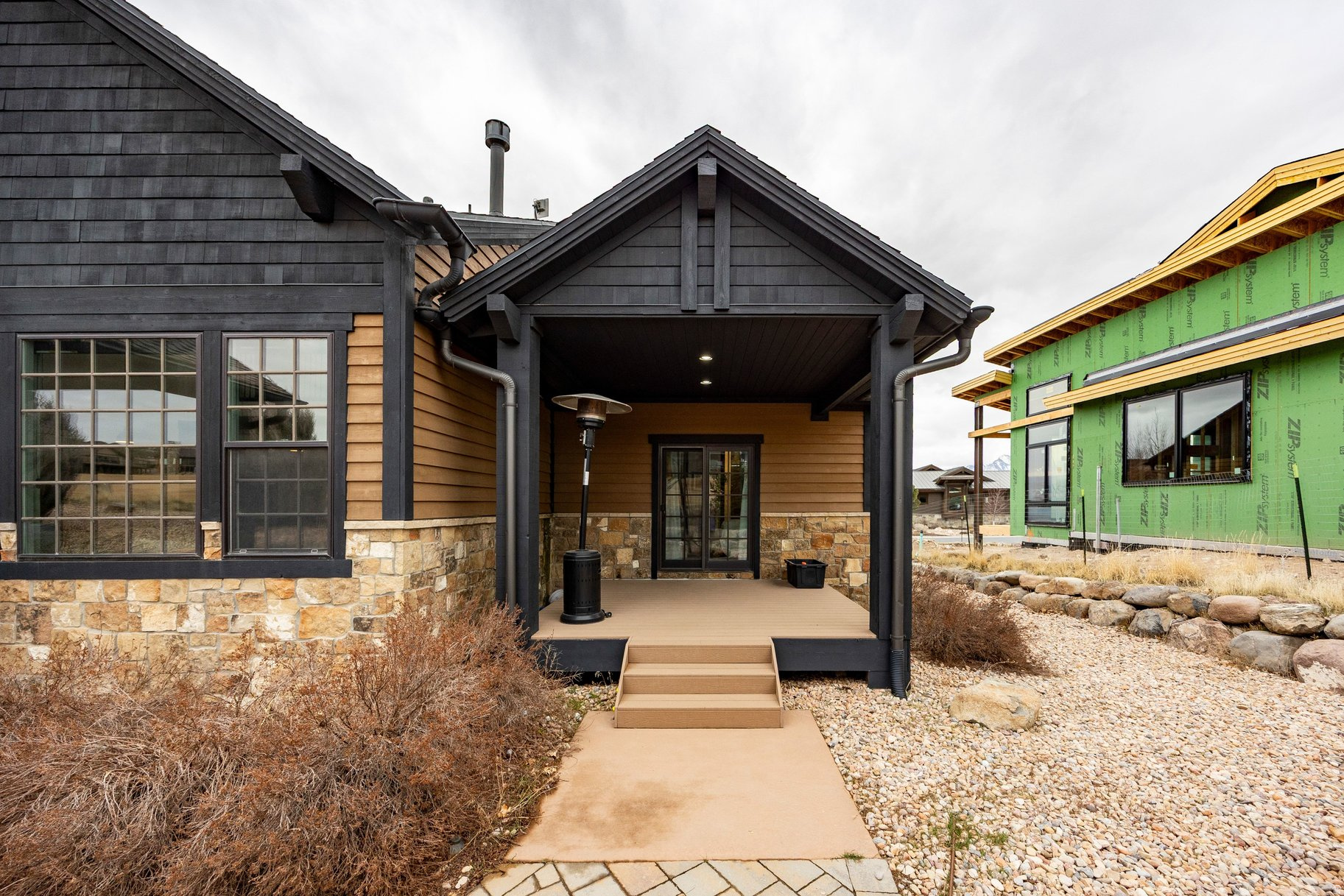 RED LEDGES - Residential