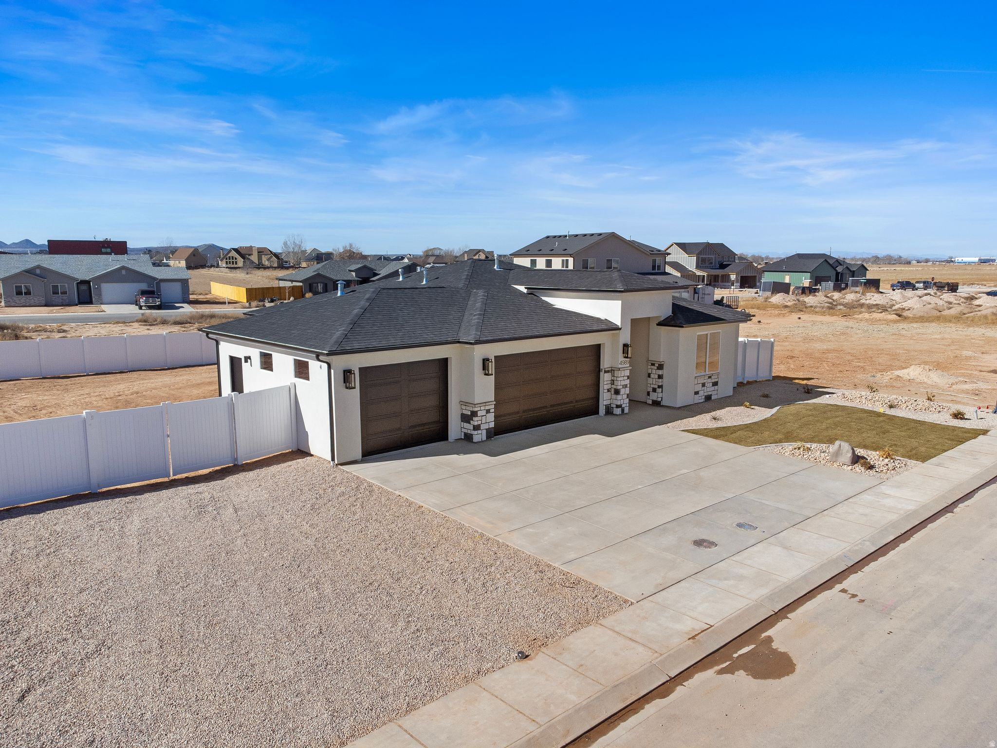 VALLEY GATE - Residential