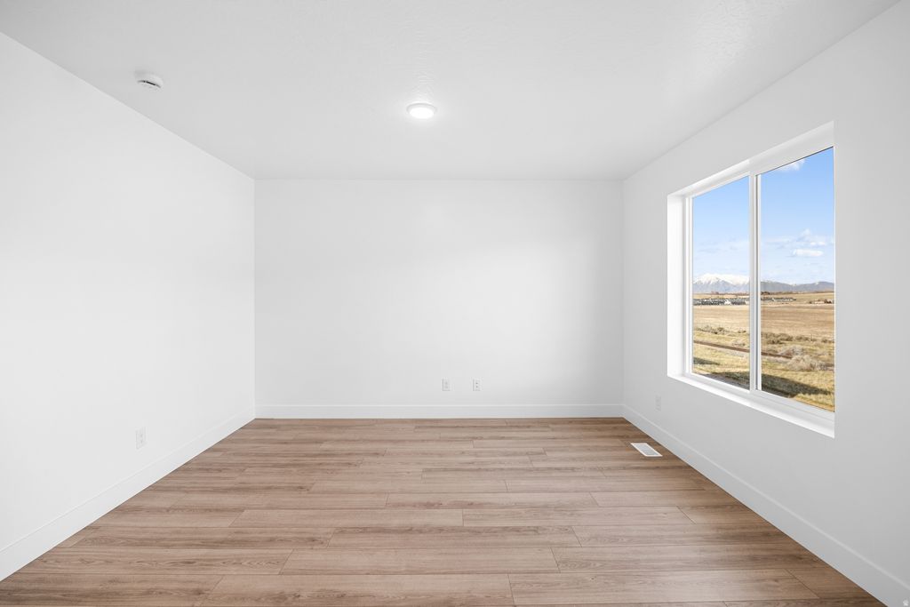 Photo of 1758 S WINDSONG DR #356, Santaquin, UT 84655 (MLS # 2152068)