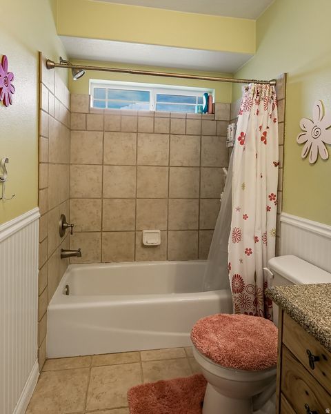 Tiny photo for 351 W SKYLINE DR, Loa, UT 84747 (MLS # 2158296)