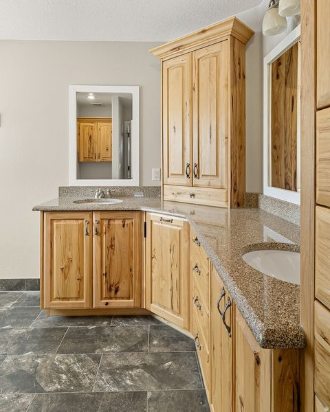 Tiny photo for 351 W SKYLINE DR, Loa, UT 84747 (MLS # 2158296)