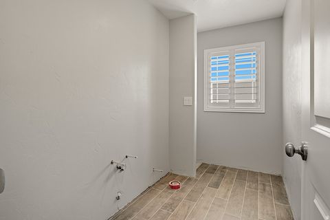 Tiny photo for 351 W SKYLINE DR, Loa, UT 84747 (MLS # 2158296)